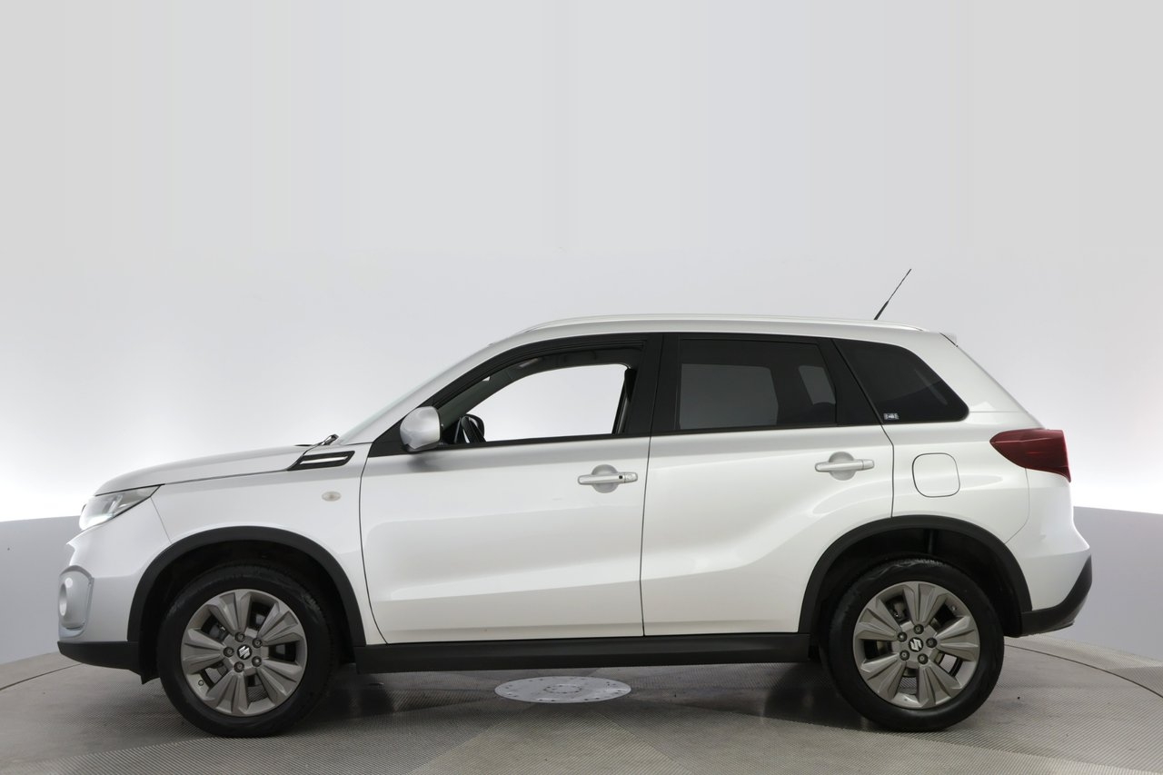 Suzuki Vitara HEV AllGrip 115HK Select 2023, bild 2/10