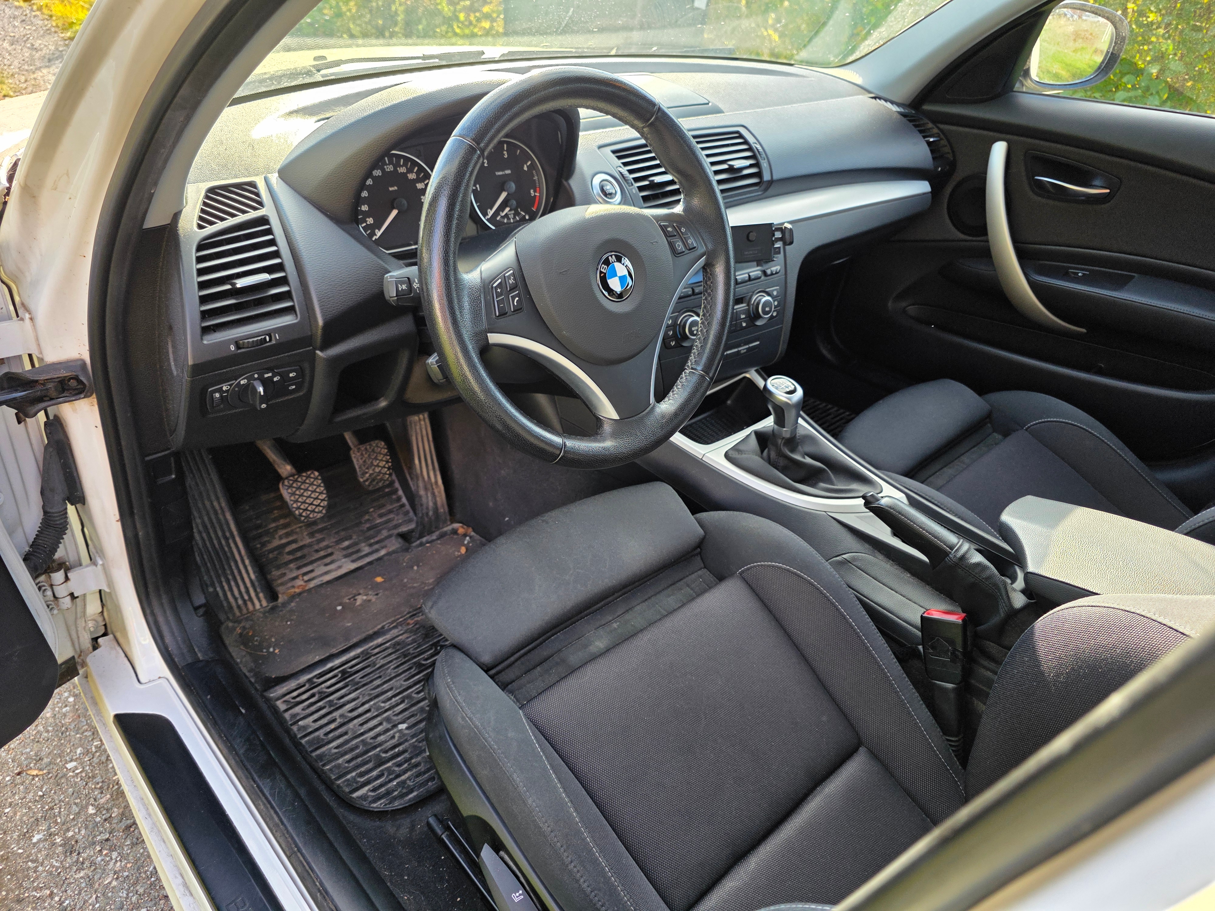 BMW 116 d Manuell 2011, bild 5/5