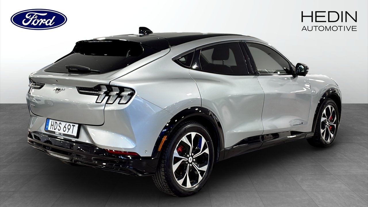 Ford Mustang Mach-E Extended Range 2021, bild 2/10