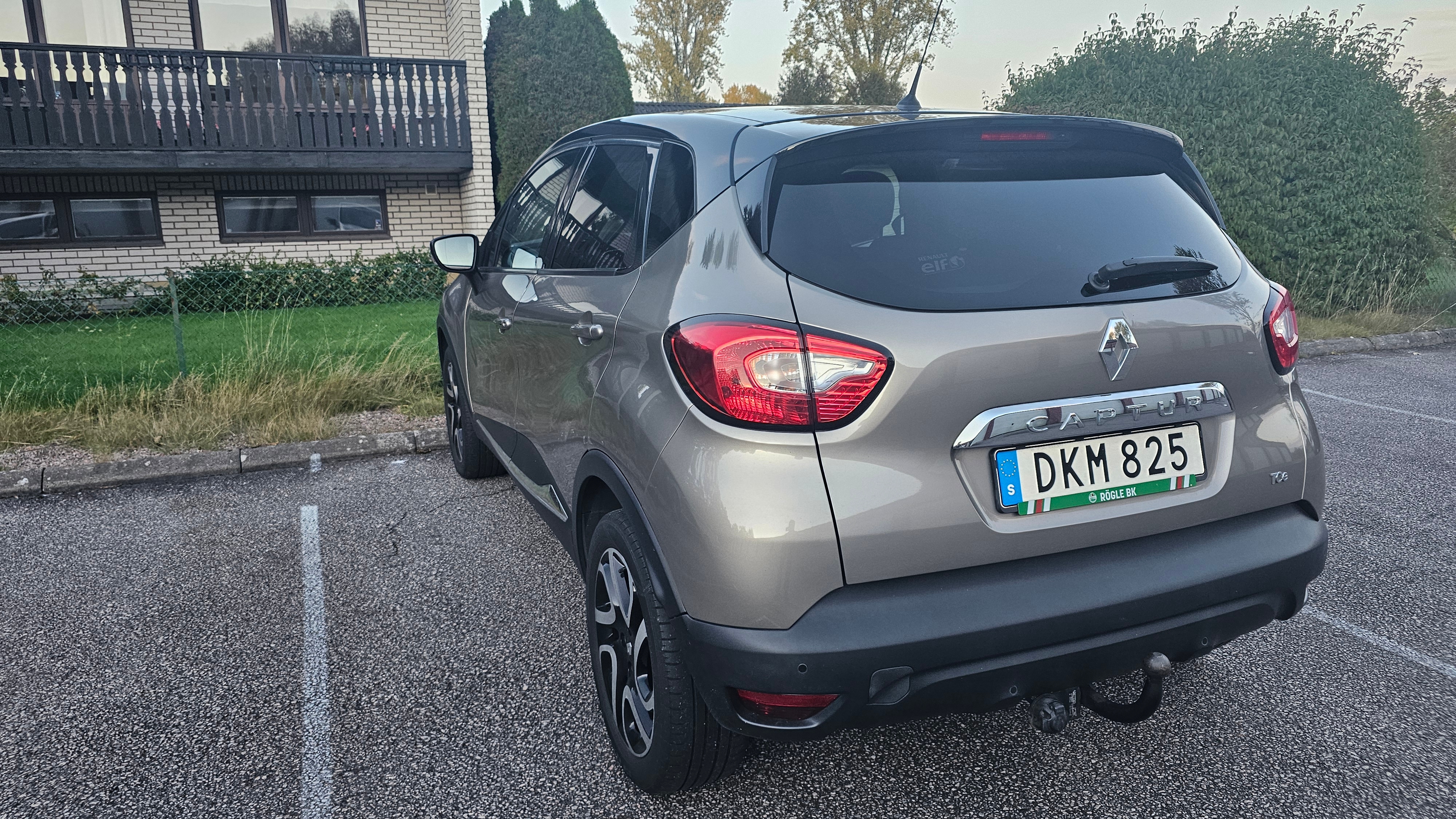 Renault Captur 0.9 TCe Manuell 2016, bild 3/5