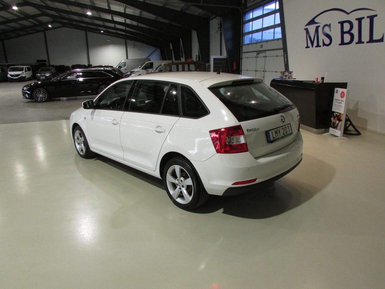 Skoda Rapid 2015, bild 7/10