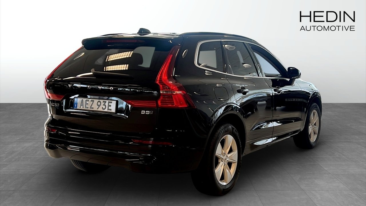 Volvo XC60 B5 250 hk Drag 2022, bild 2/10