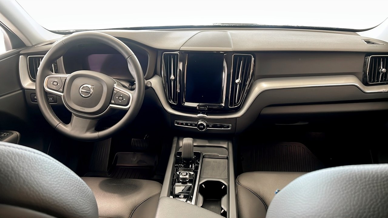 Volvo XC60 B5 250 hk Drag 2022, bild 4/10