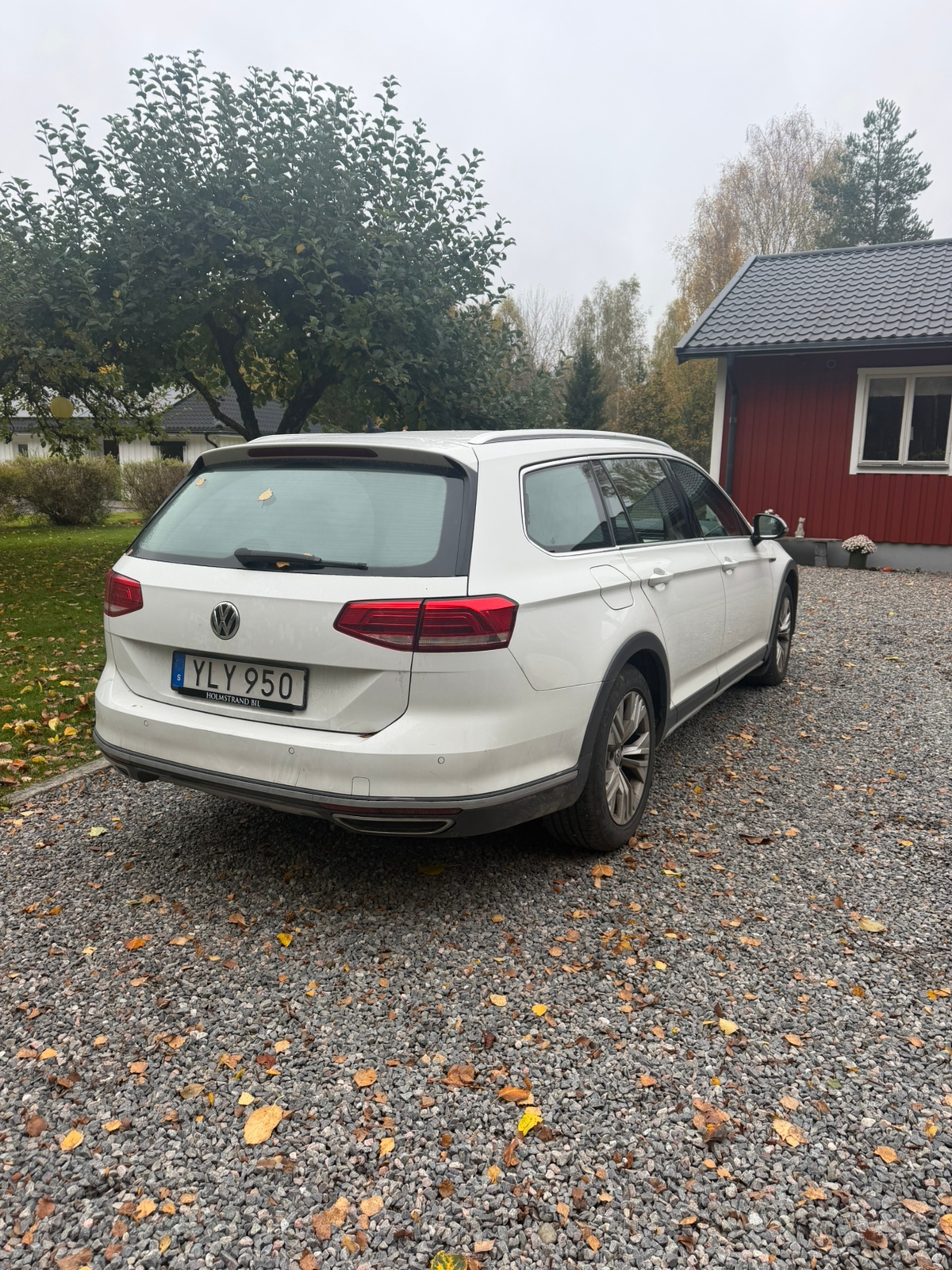 Volkswagen Passat 2017, bild 2/2