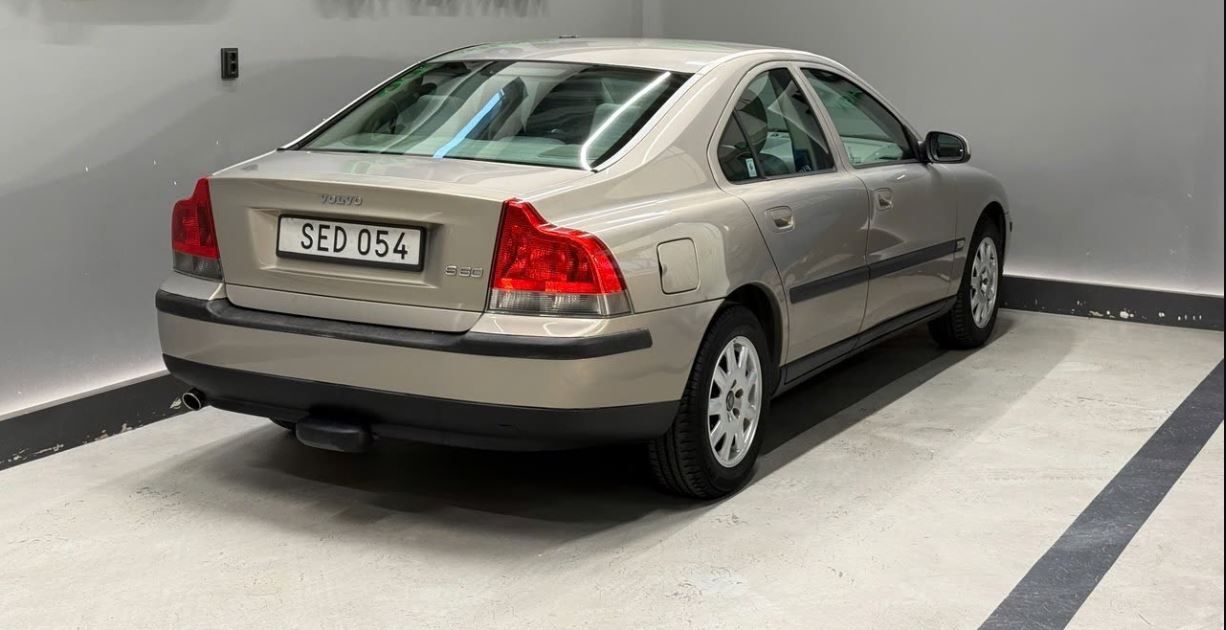 Volvo S60 2.4 Manuell 2001, bild 6/10