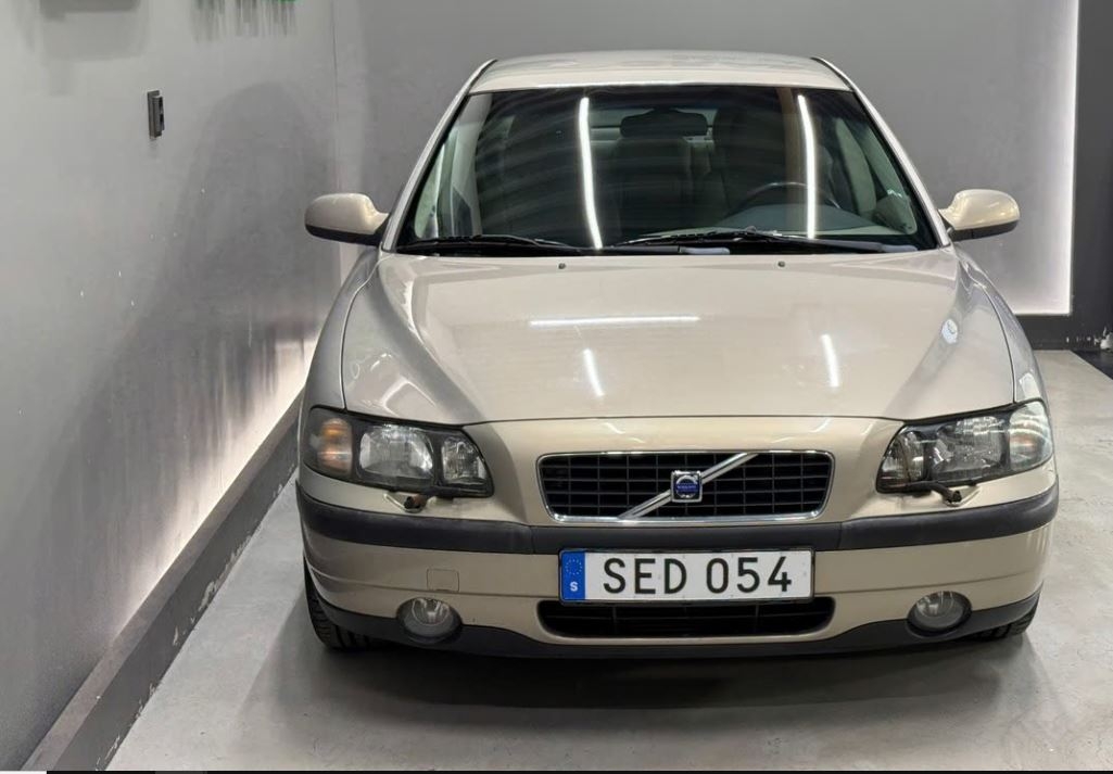 Volvo S60 2.4 Manuell 2001, bild 4/10