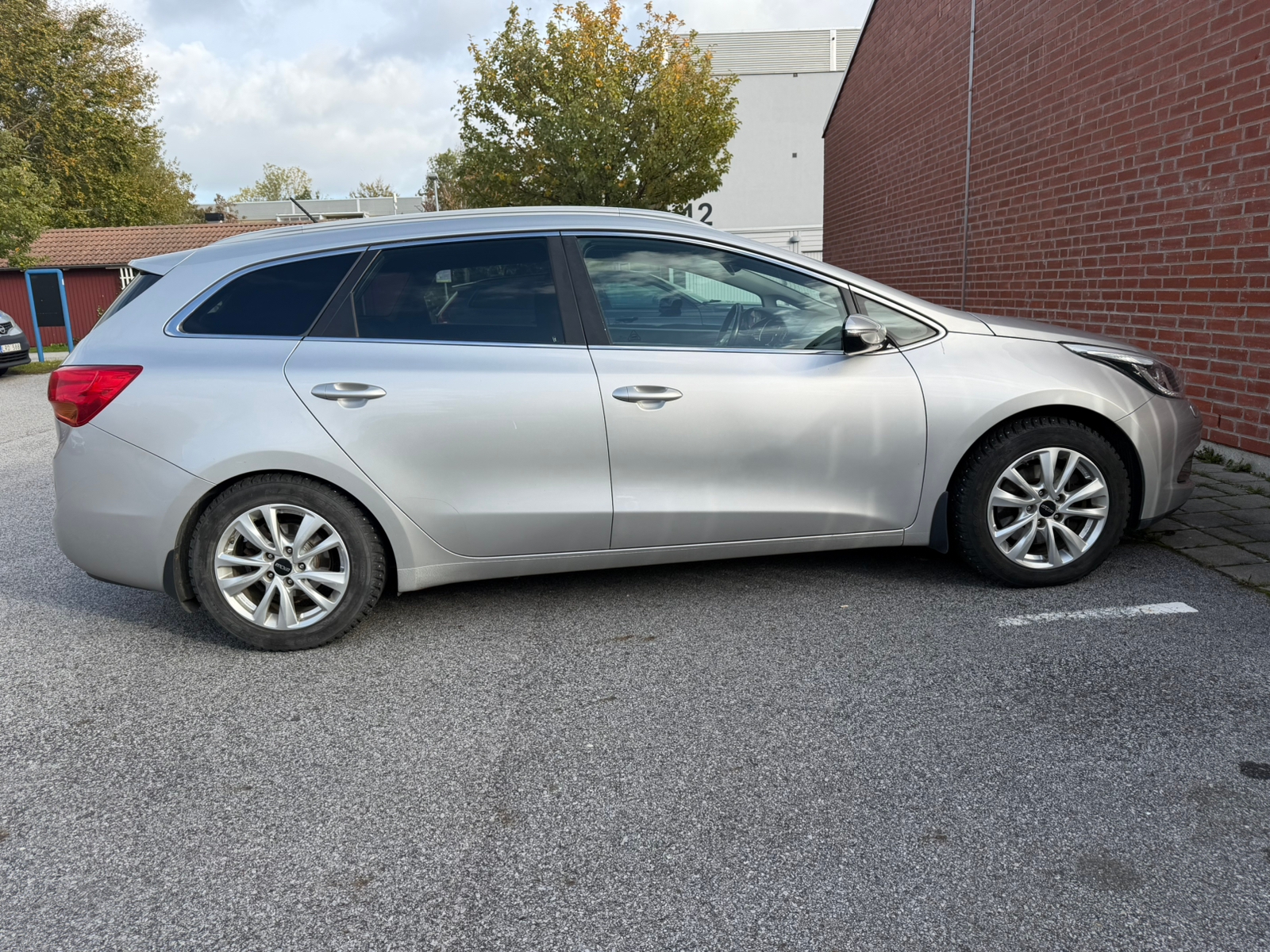 Kia Ceed 1.6 CRDi 128 2015, bild 7/9