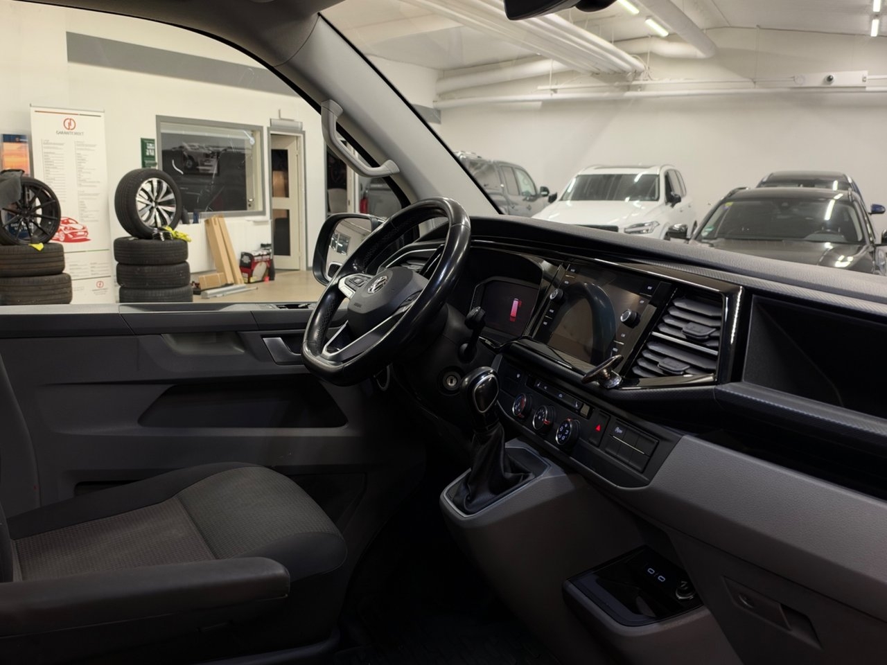 Volkswagen Transporter 2.0 TDI 2020, bild 5/10