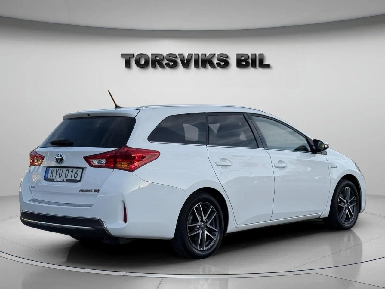 Toyota Auris 2015, bild 4/10