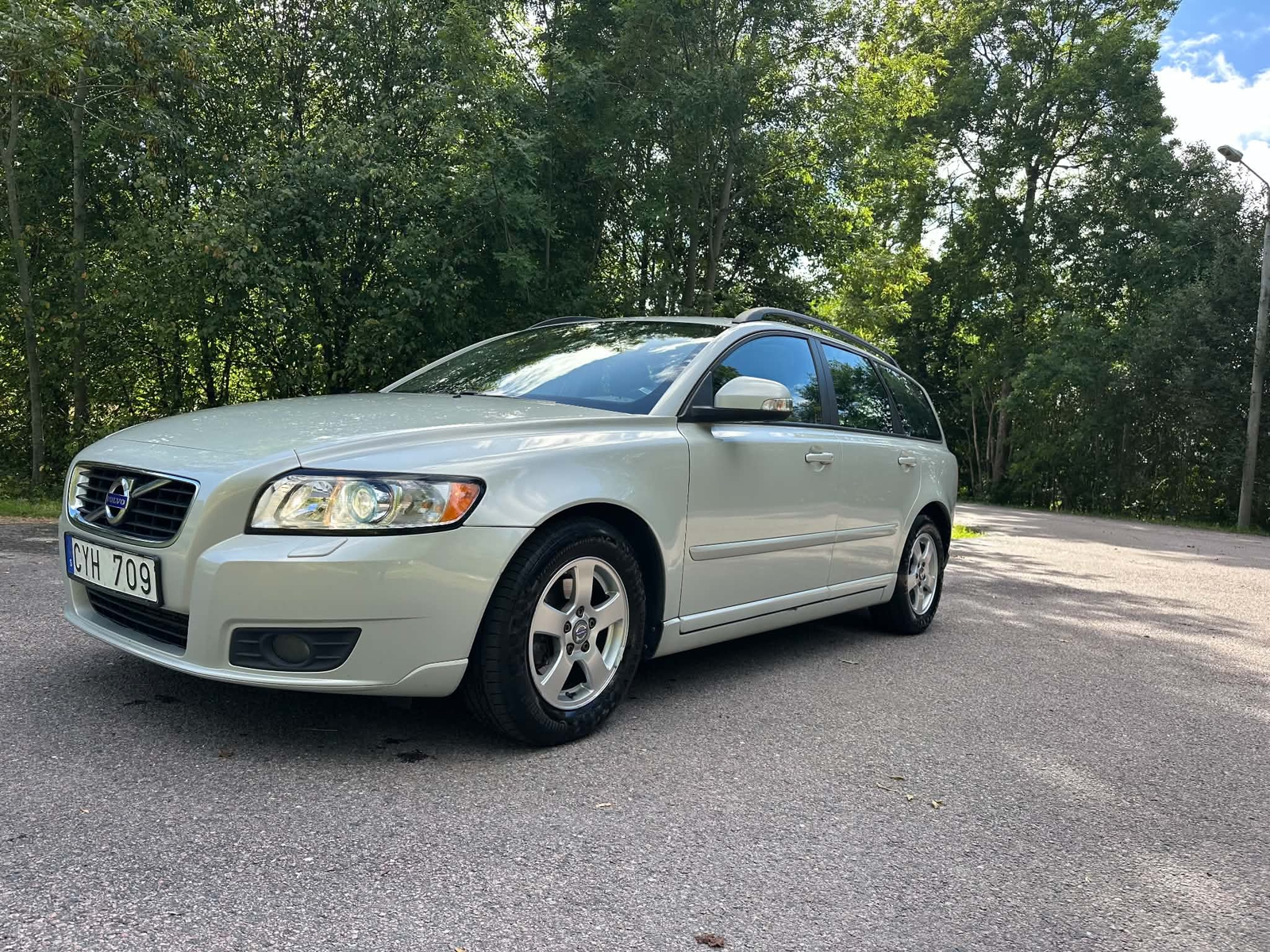 Volvo V50