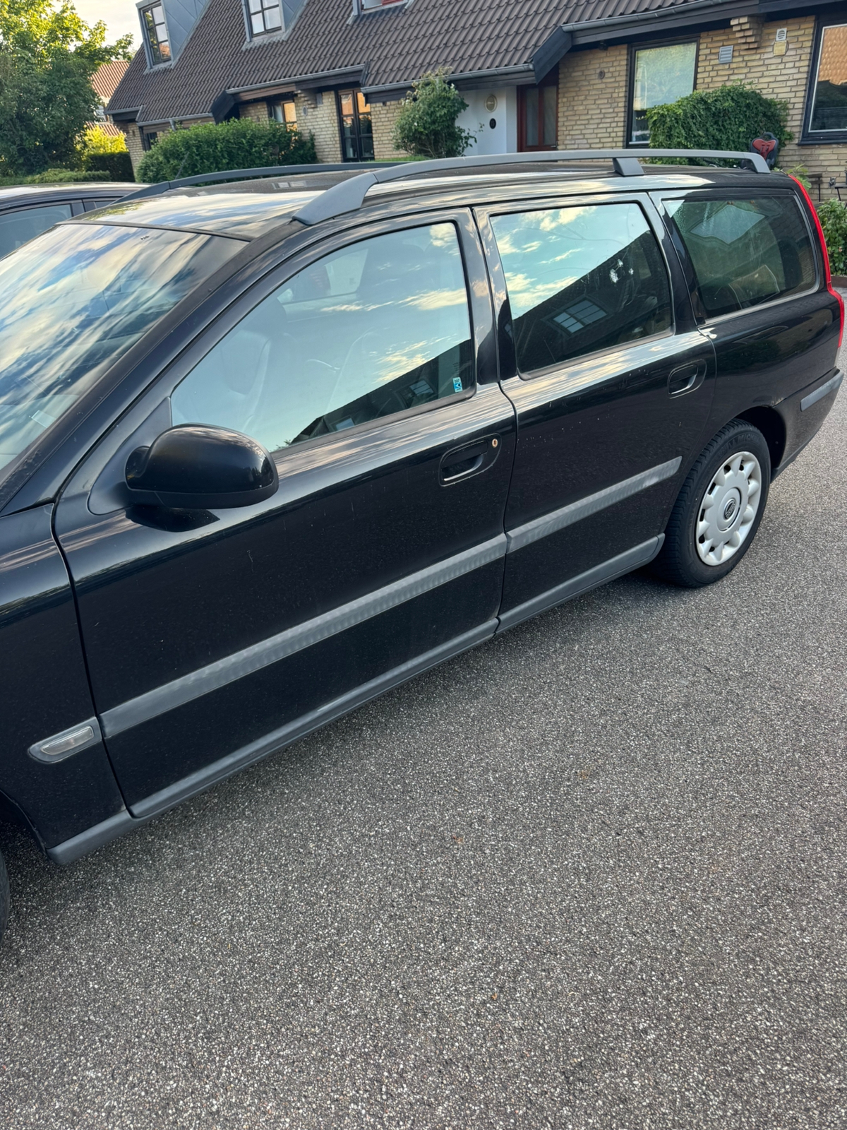Volvo V70 2.4 Automatisk 2001, bild 2/5