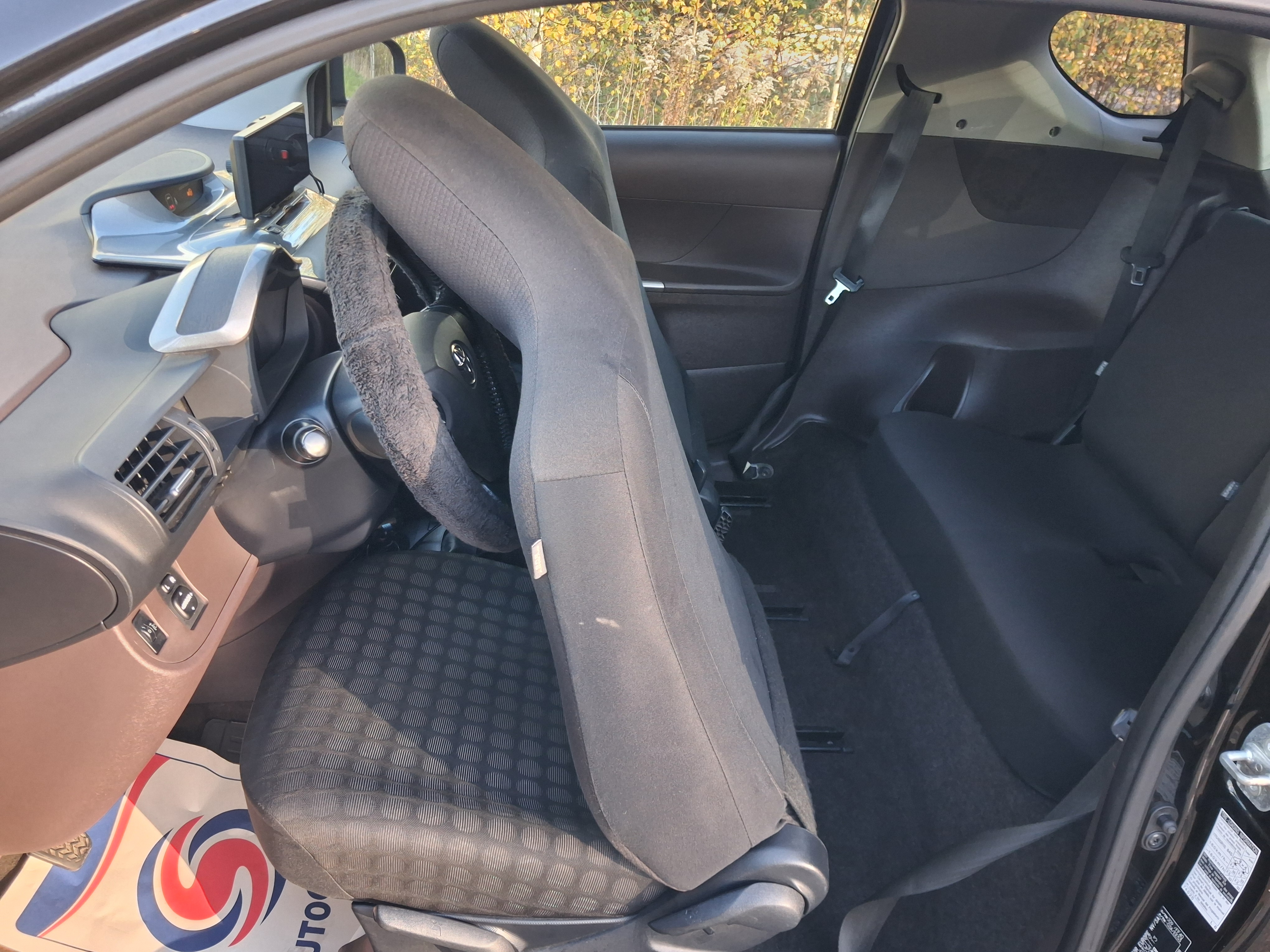 Toyota IQ 1.0 VVT-i Manuell 2009, bild 7/7