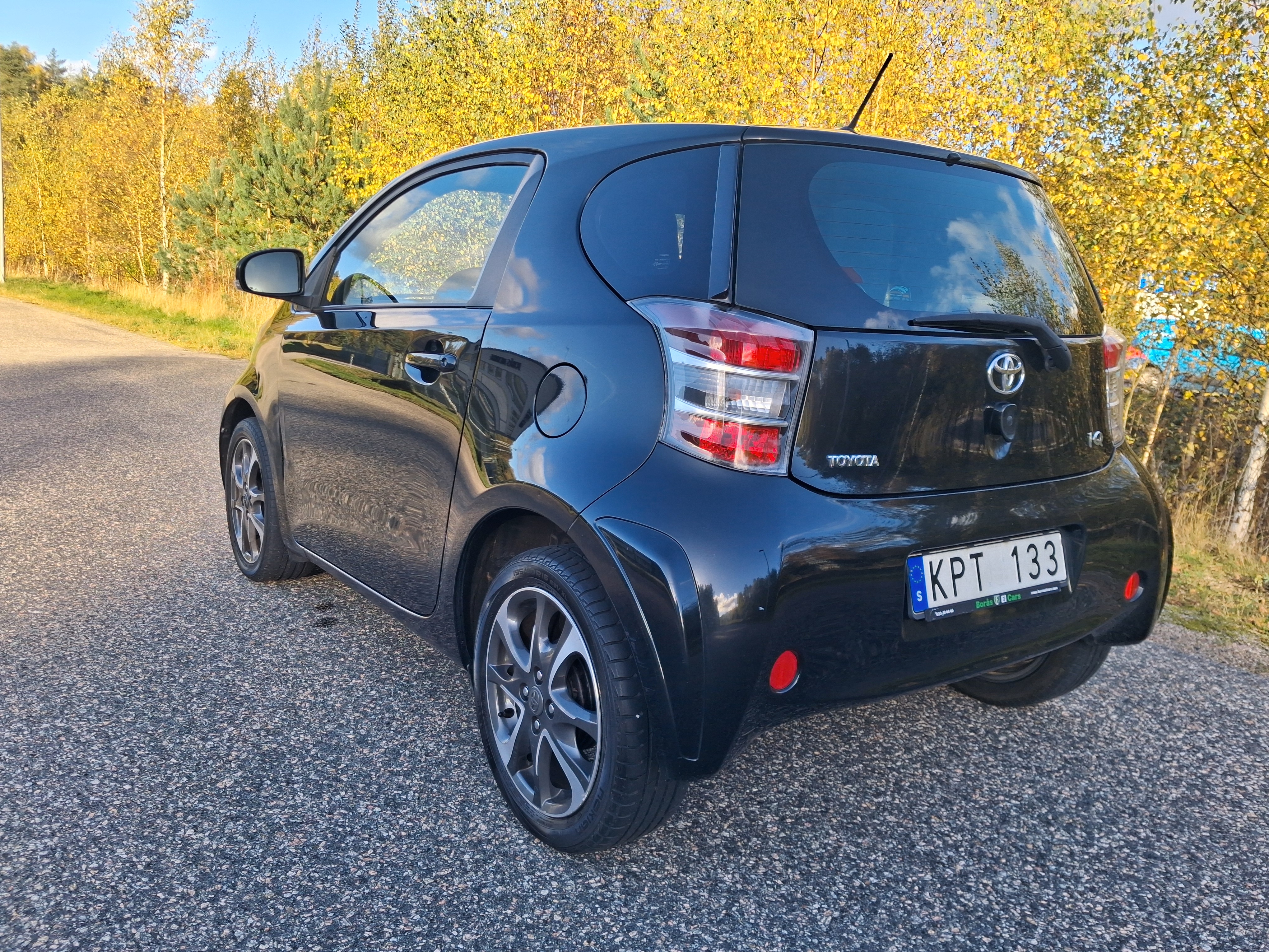 Toyota IQ 1.0 VVT-i Manuell 2009, bild 4/7