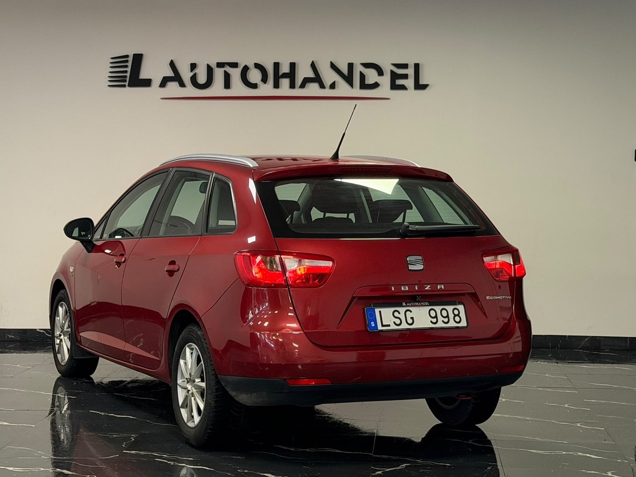 Seat Ibiza ST 1.2 TSI Style 105Hk 2011, bild 4/10