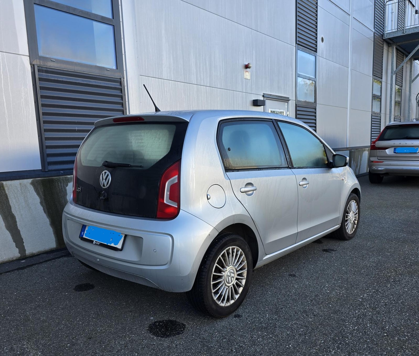 Volkswagen UP! 5-dörrar 1.0 MPI Manuell 2014, bild 3/4
