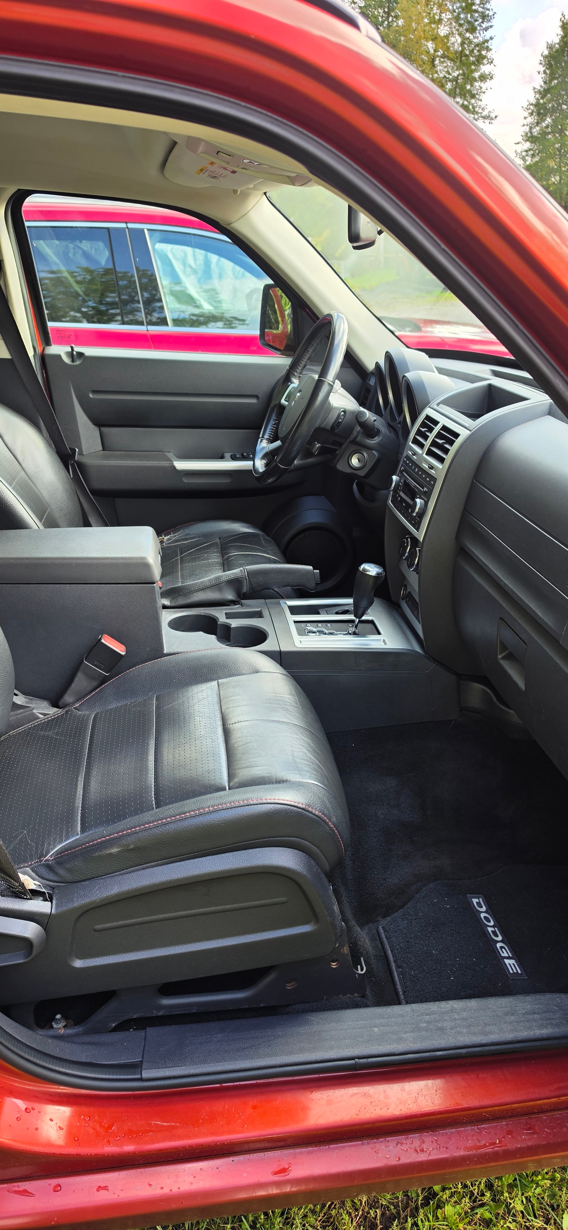 Dodge Nitro 4.0 V6 AWD Automatisk 2007, bild 6/7