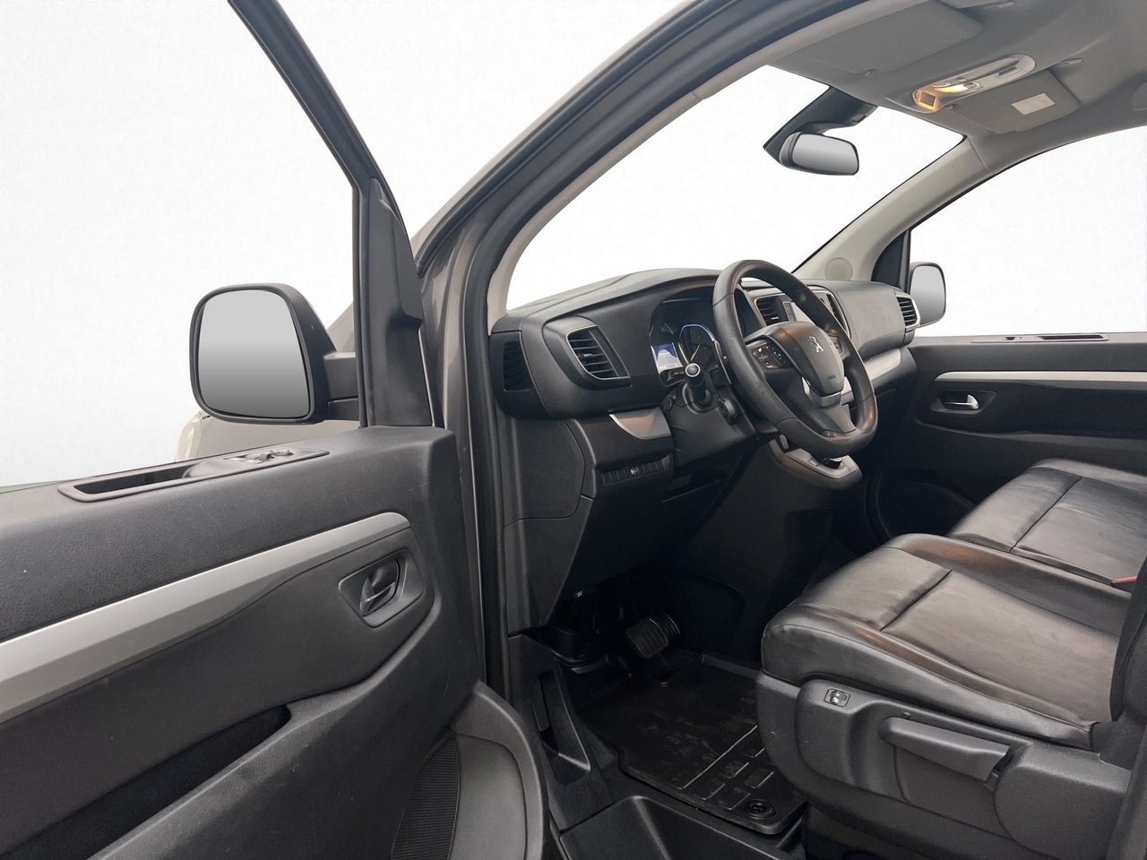 Peugeot Expert BlueHDi 180 S&S 2016, photo 33/34