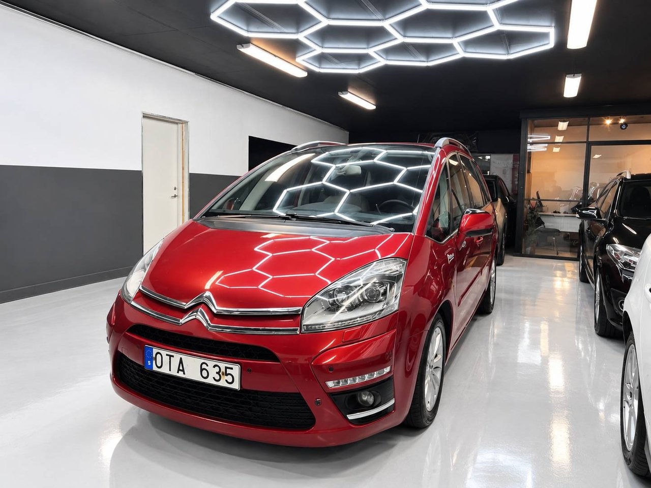 Citroen Grand C4 Picasso e-HDi 110 FAP 2011, bild 3/10