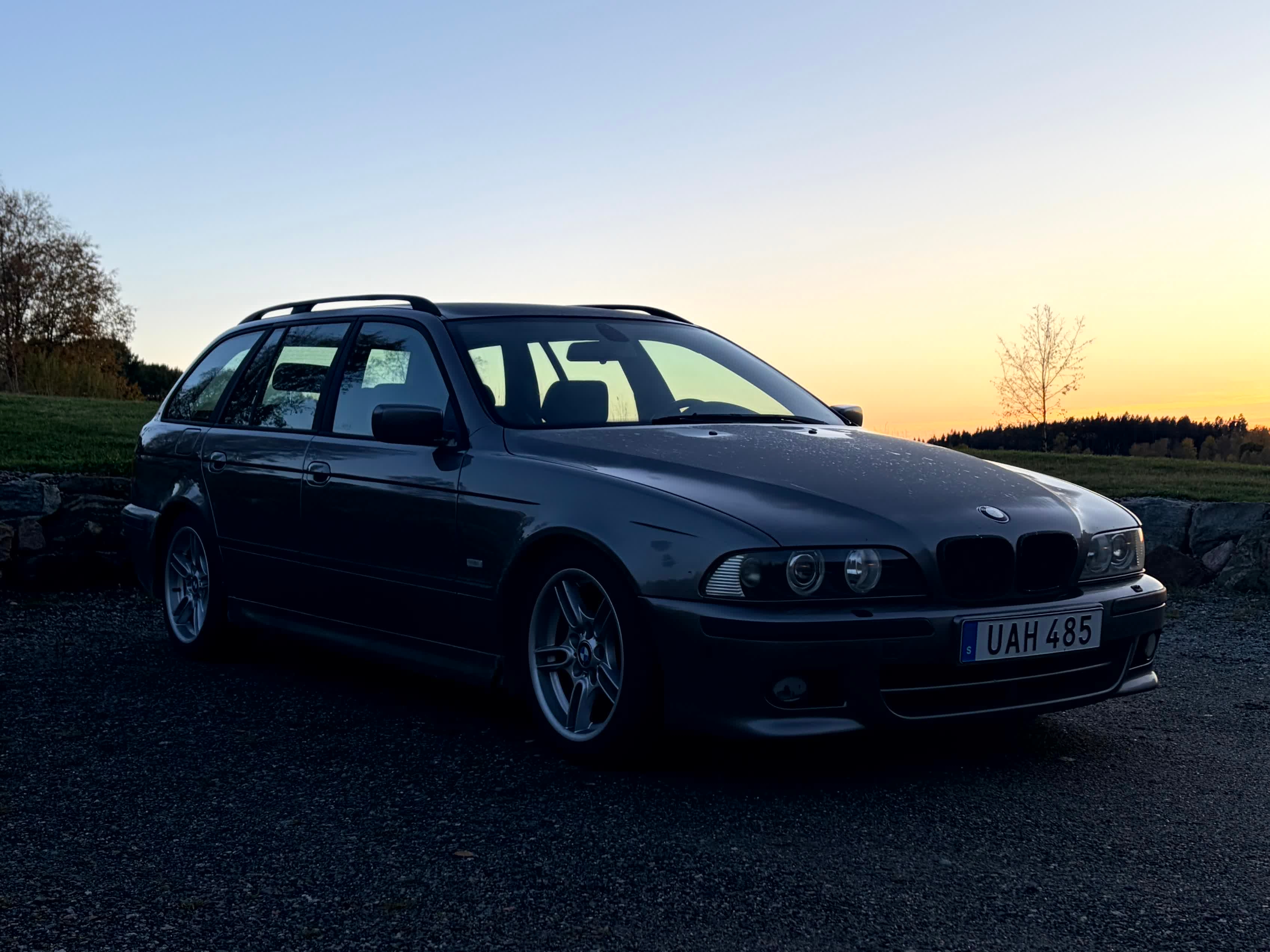 BMW 525 i Touring Automatisk 2003, bild 2/9