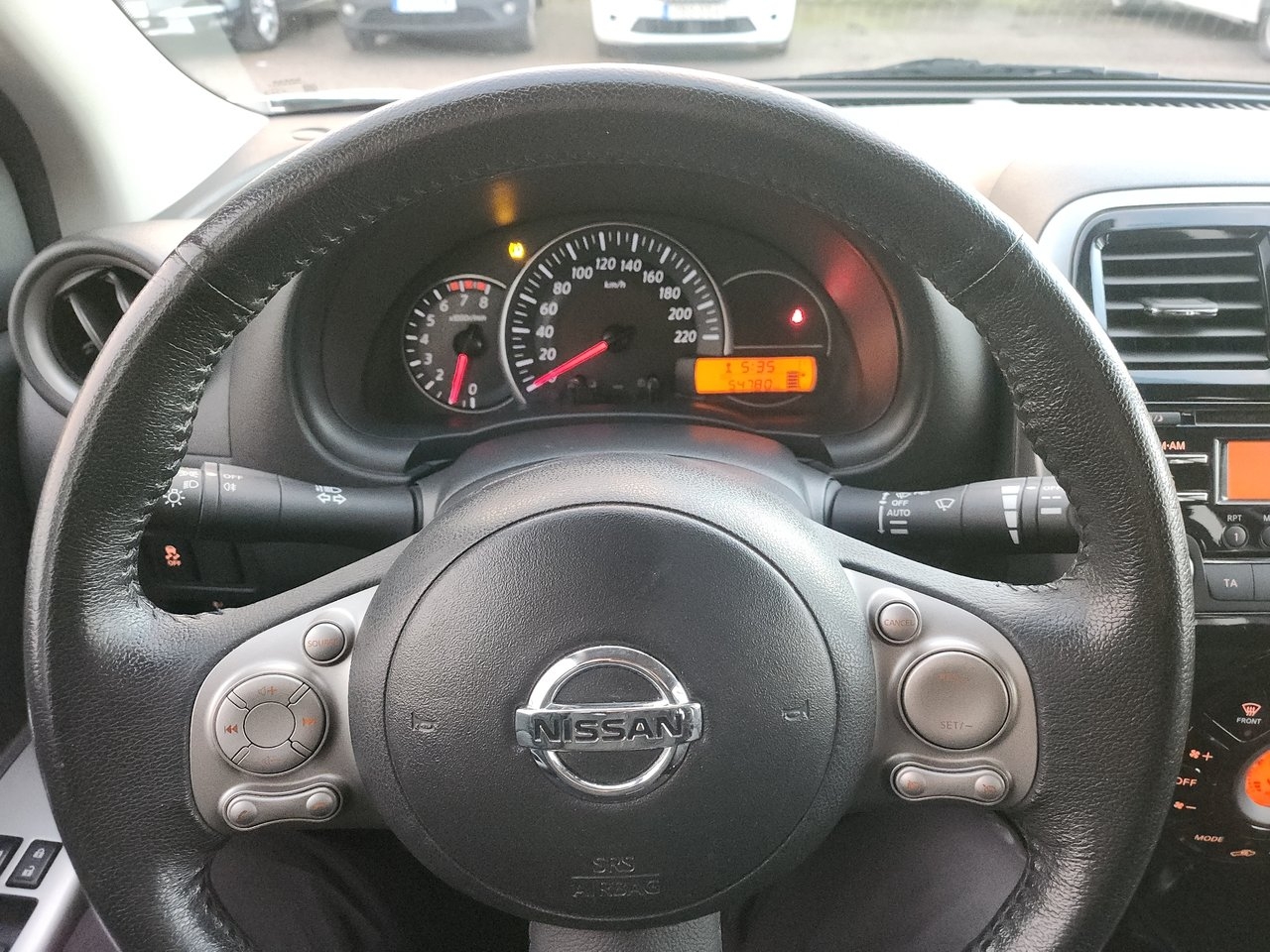 Nissan Micra 1.2 Bensin 2015, bild 2/10