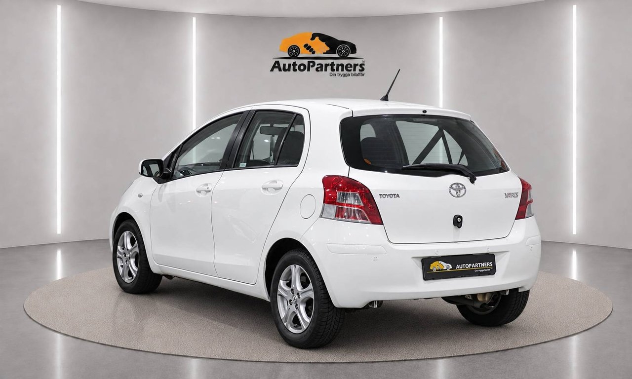 Toyota Yaris 2010, bild 5/15