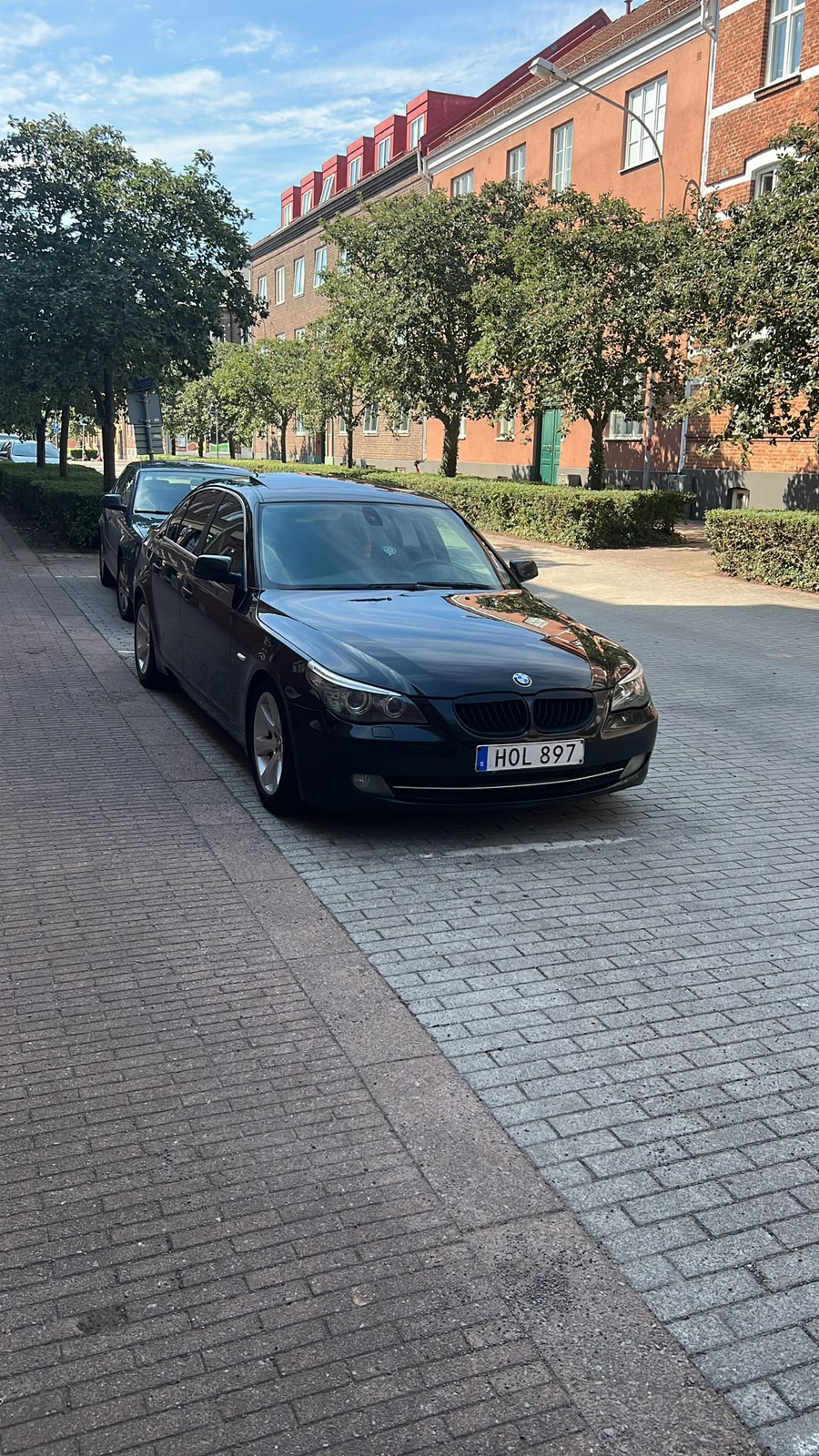 BMW 525i 2009, bild 3/6
