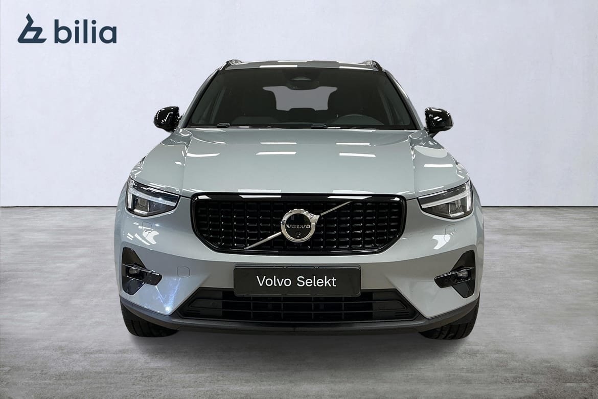 Volvo XC40 B3 FWD Bensin Plus Dark 2025, bild 6/10