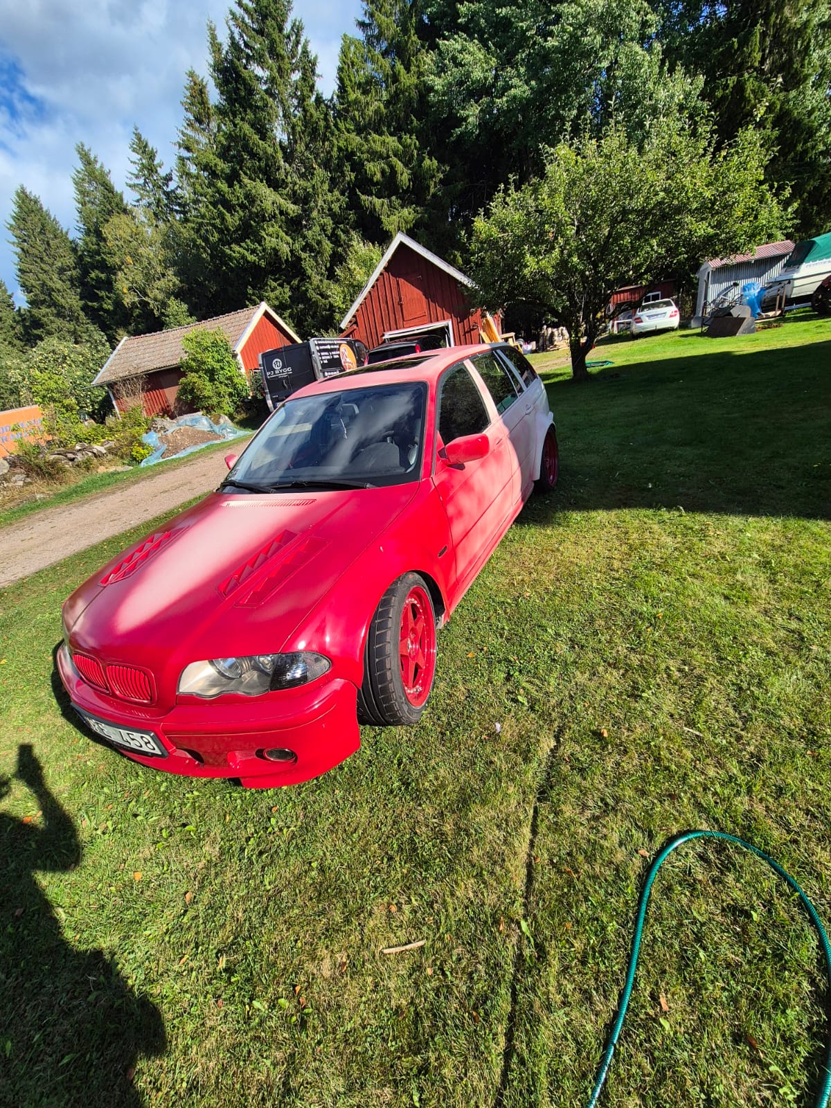 BMW 330