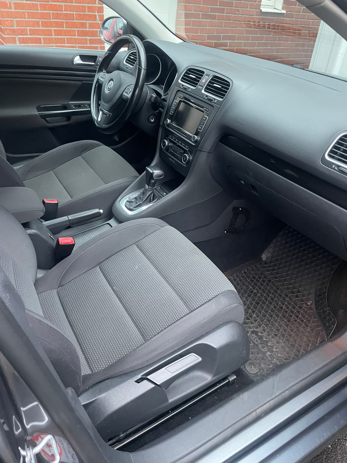Volkswagen Golf 2010, bild 3/6