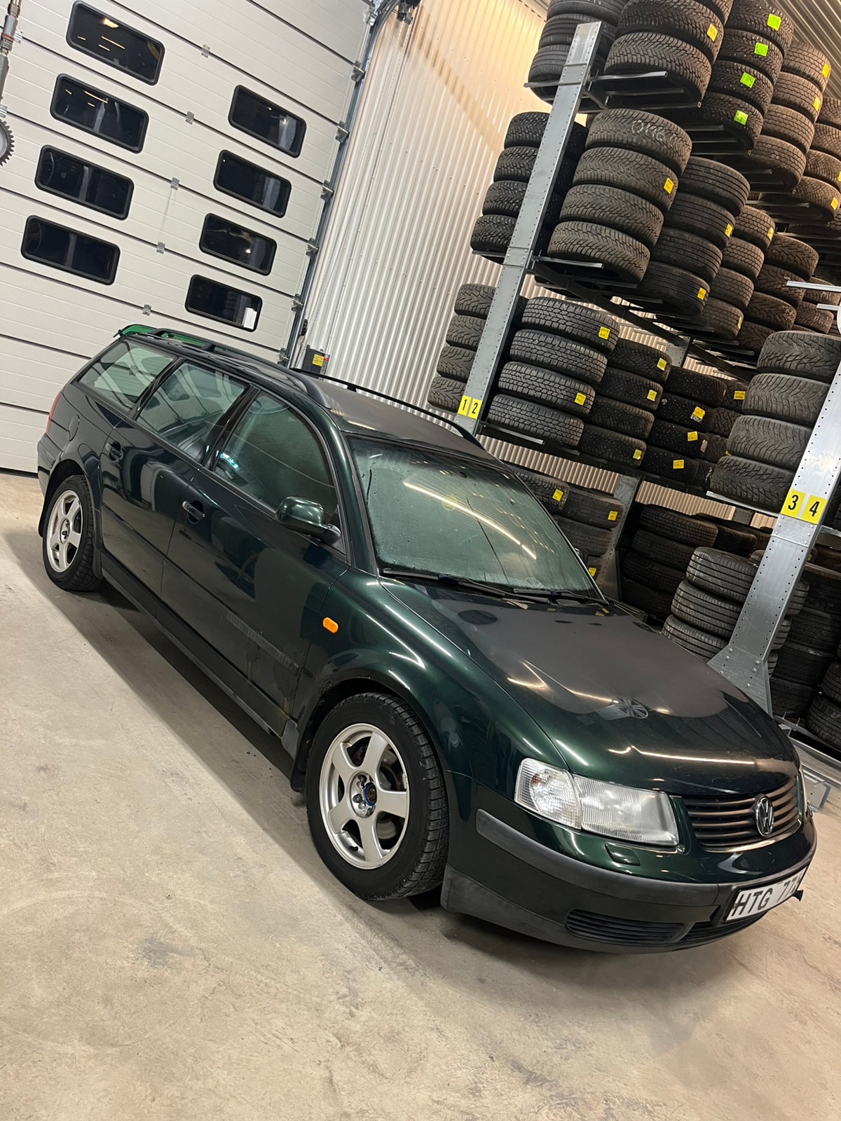 Volkswagen Passat Variant 1.8 T Manuell 1998, bild 2/10