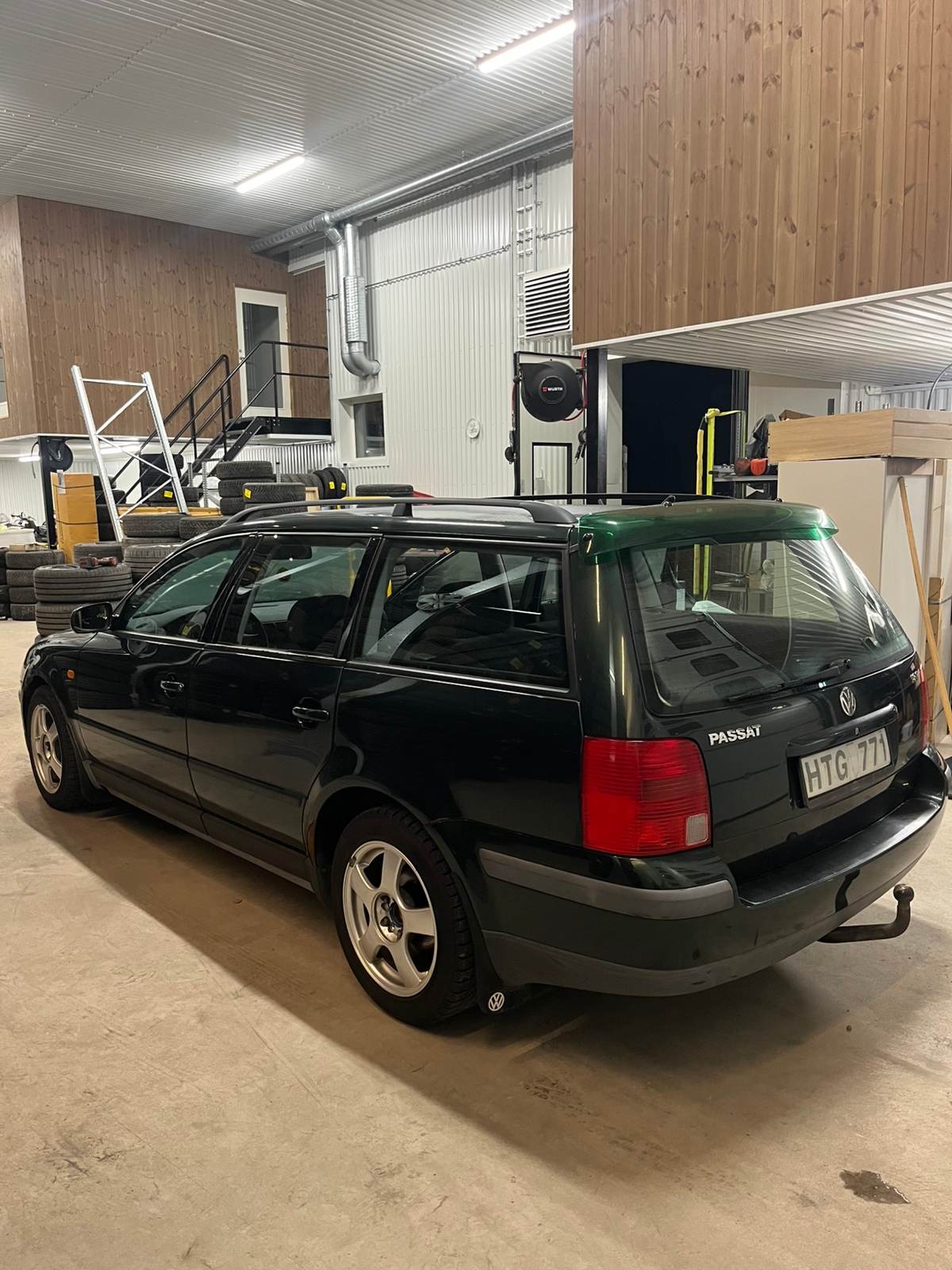Volkswagen Passat Variant 1.8 T Manuell 1998, bild 3/10