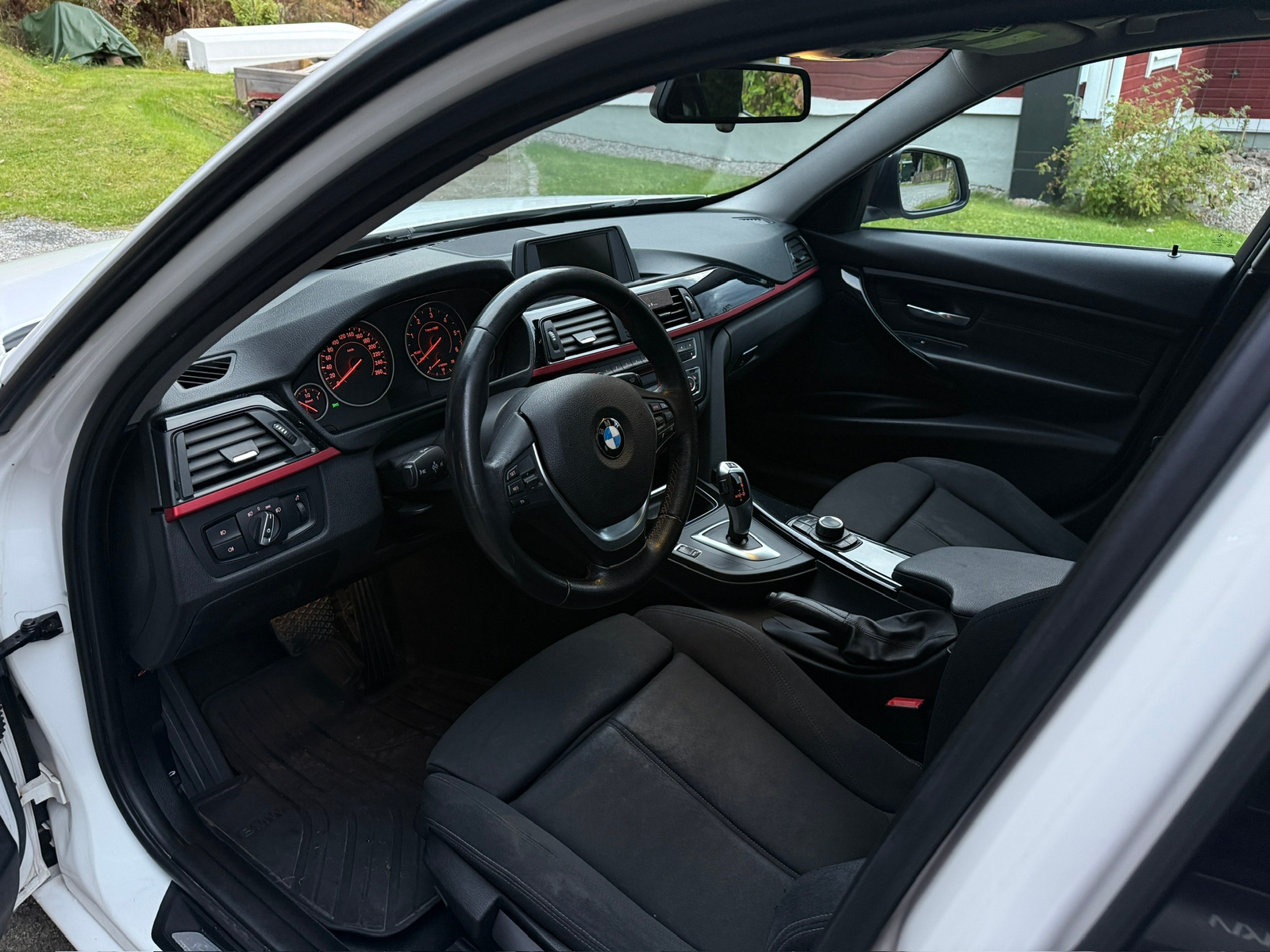 BMW 320d 2014, photo 3/3