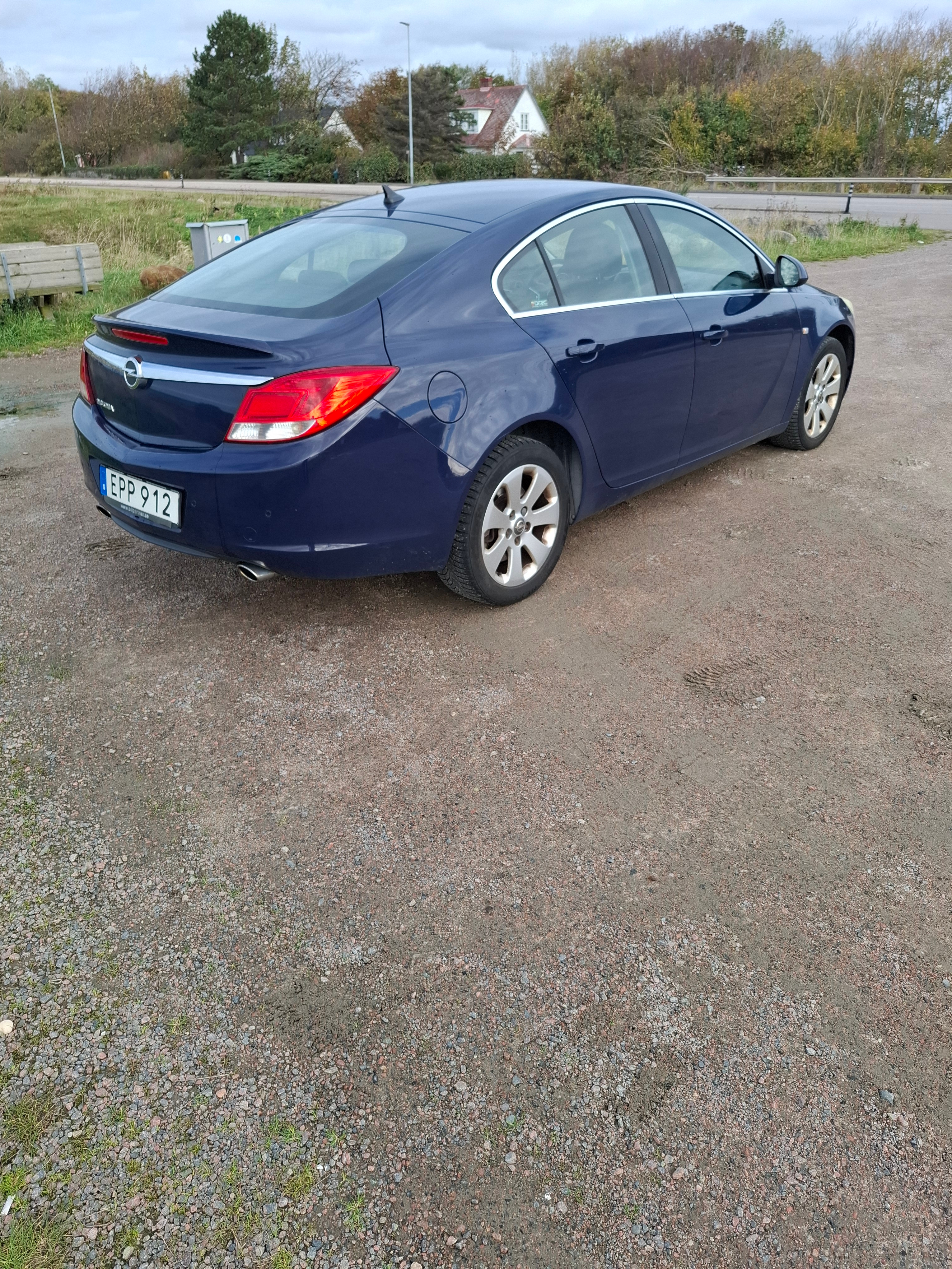 Opel Insignia 1.6 Turbo Manuell 2009, bild 4/10