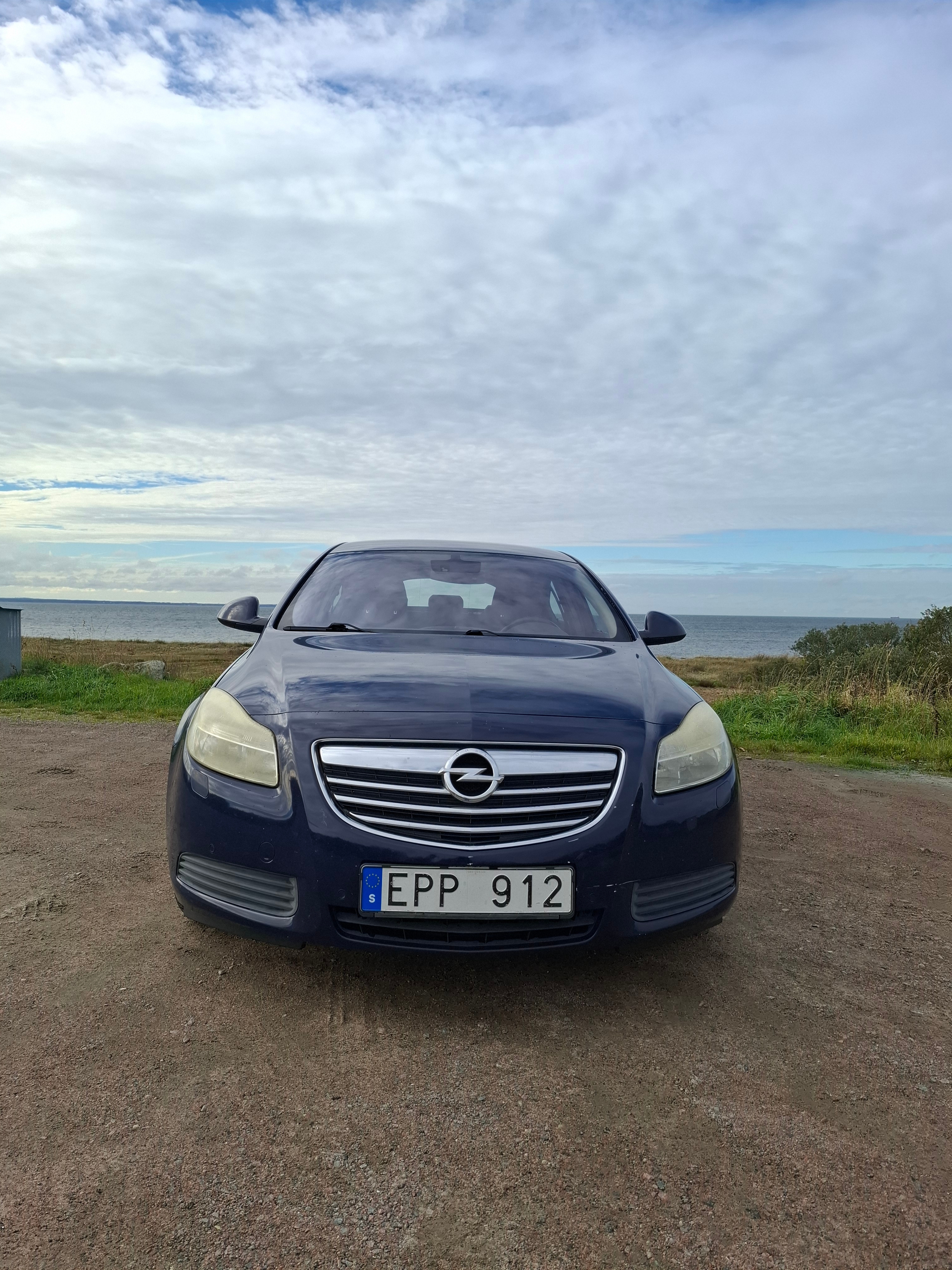 Opel Insignia 1.6 Turbo Manuell 2009, bild 3/10