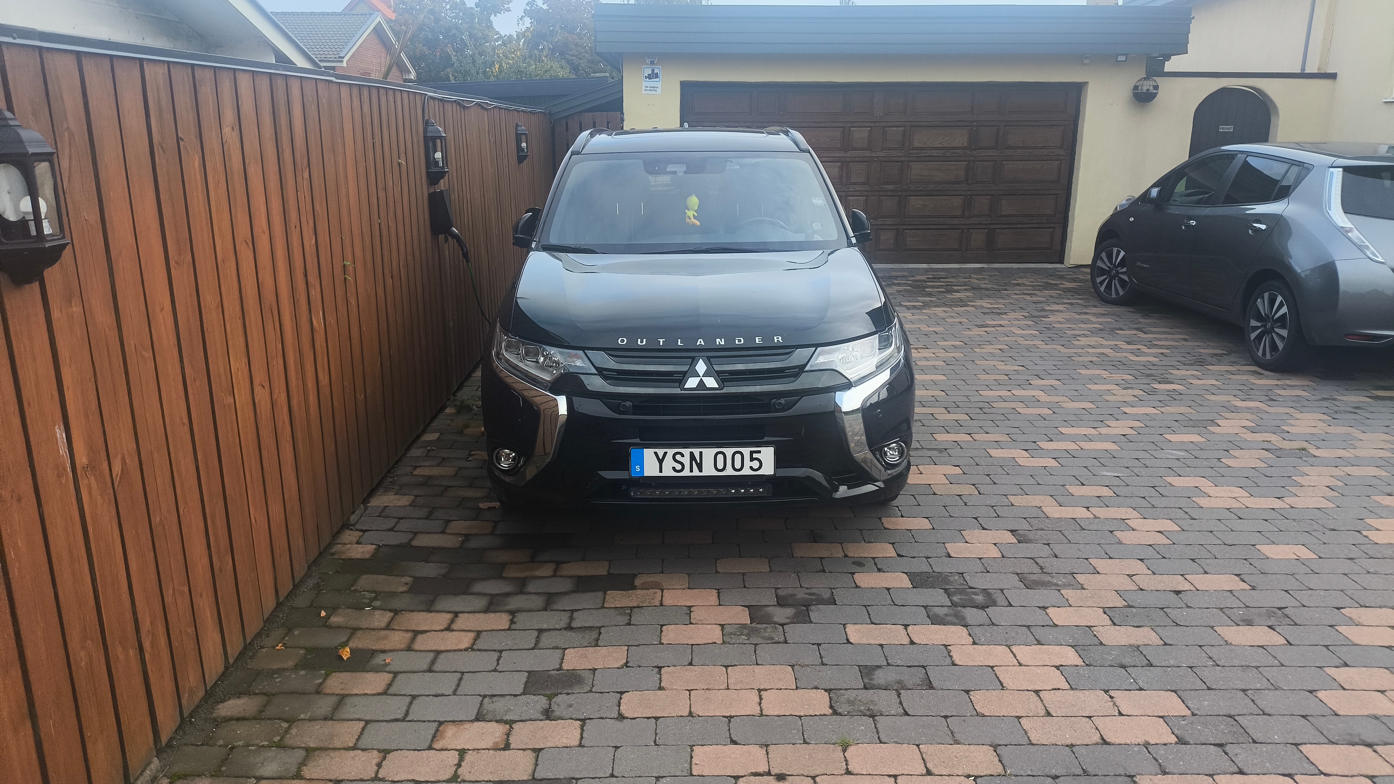 Mitsubishi Outlander 2018, bild 2/3
