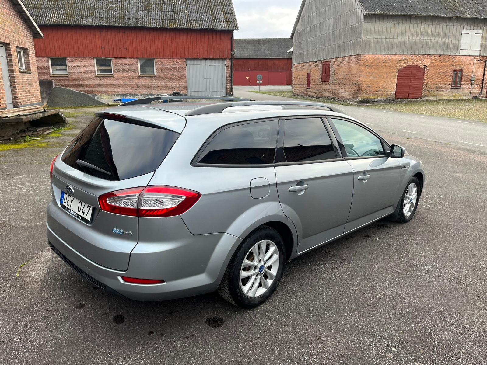 Ford Mondeo 2011, bild 3/6