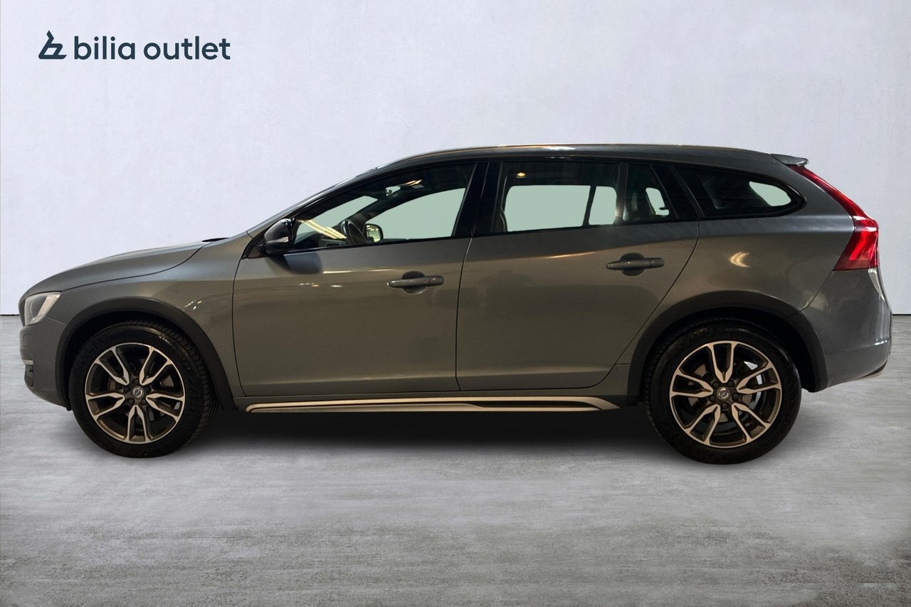 Volvo V60 Cross Country D4 Summum 2017, bild 9/10