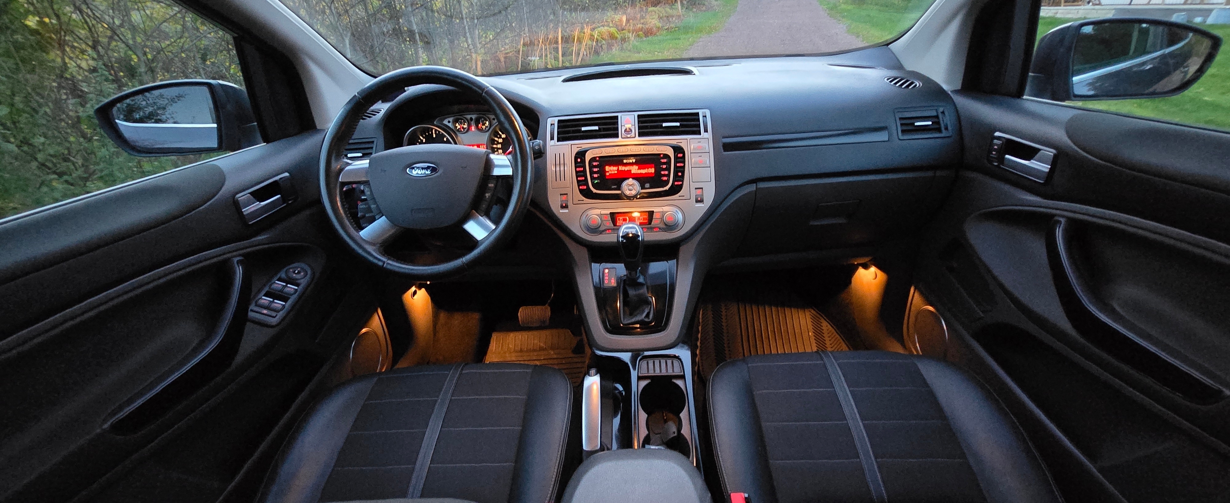 Ford Kuga 2.0 TDCi DPF 2012, kuva 5/10