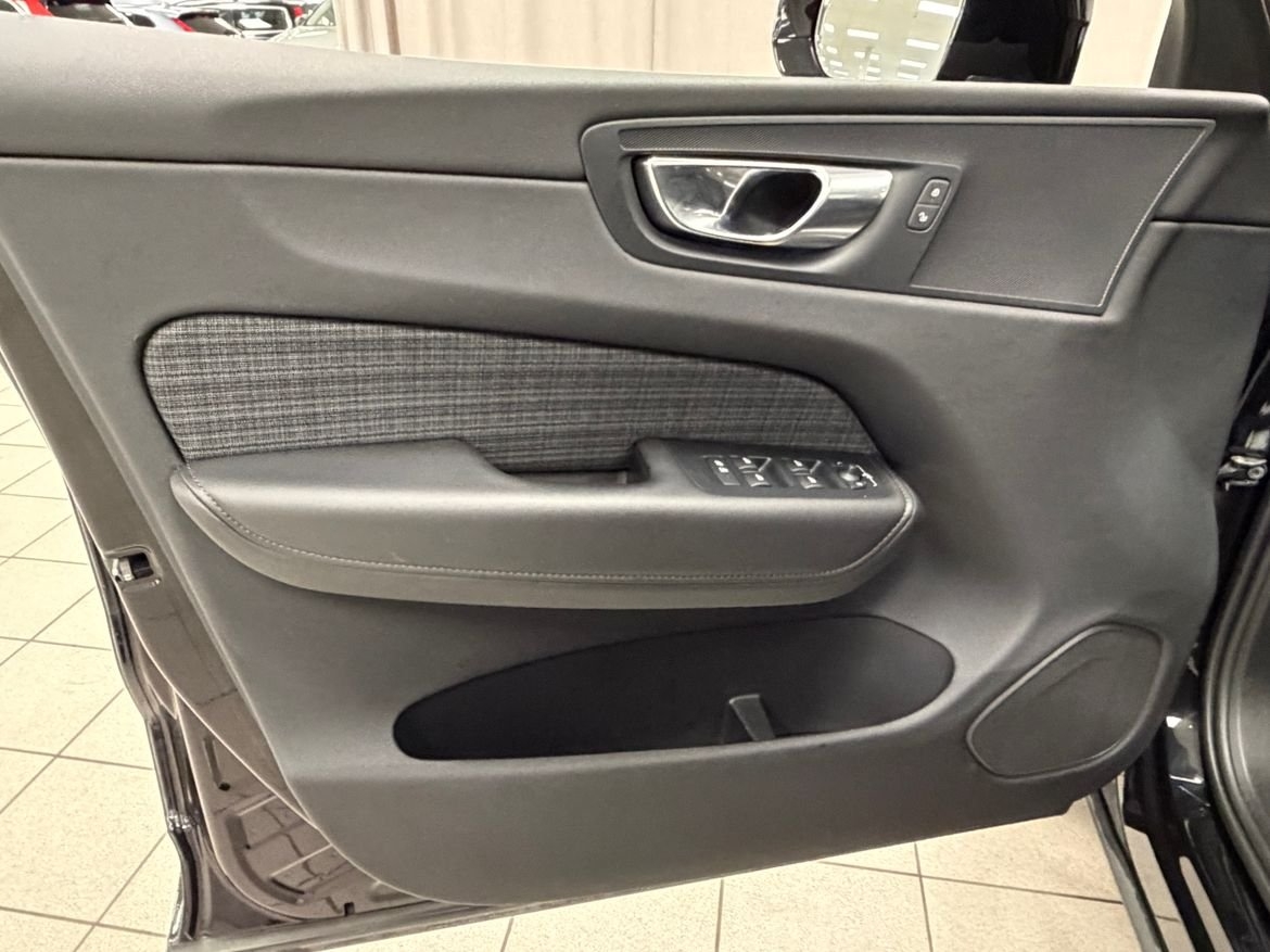 Volvo XC60 T6 Core Nordic Edition 2025, bild 5/10