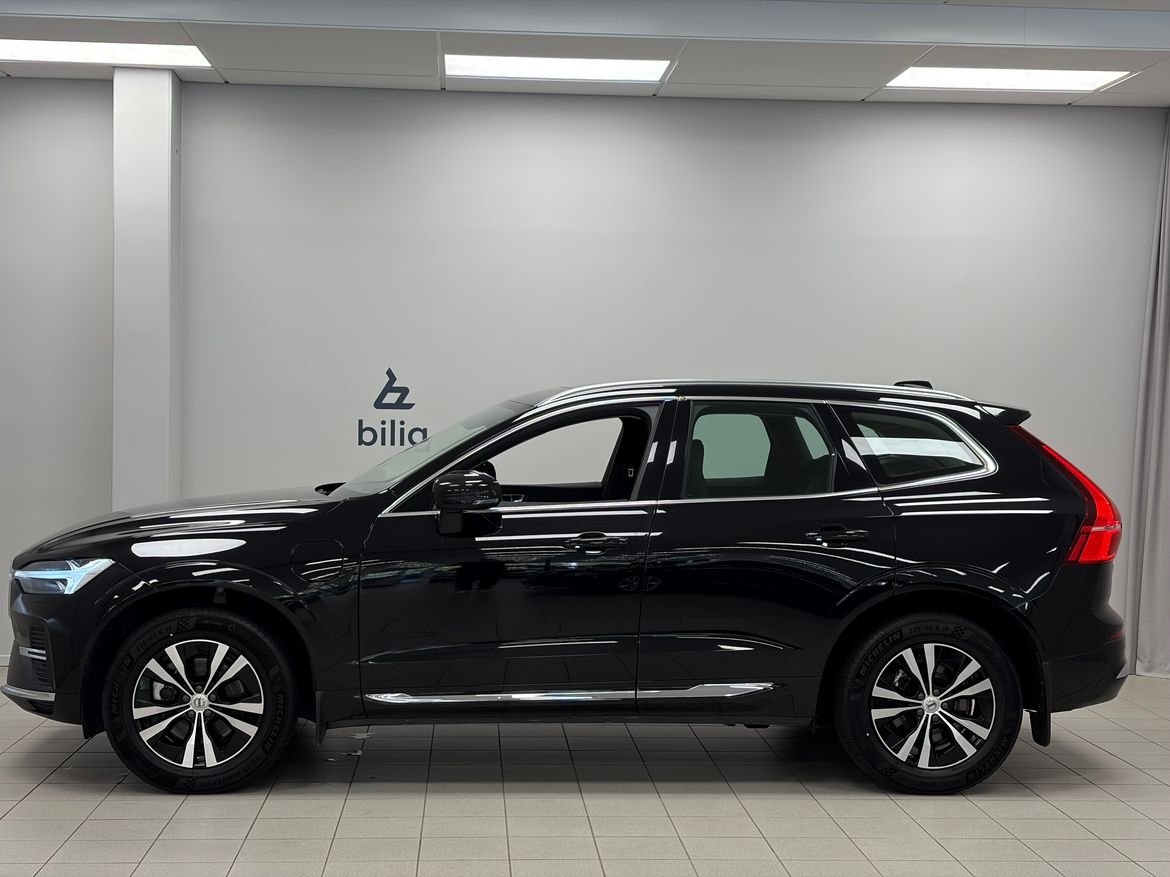 Volvo XC60 T6 Core Nordic Edition 2025, bild 2/10