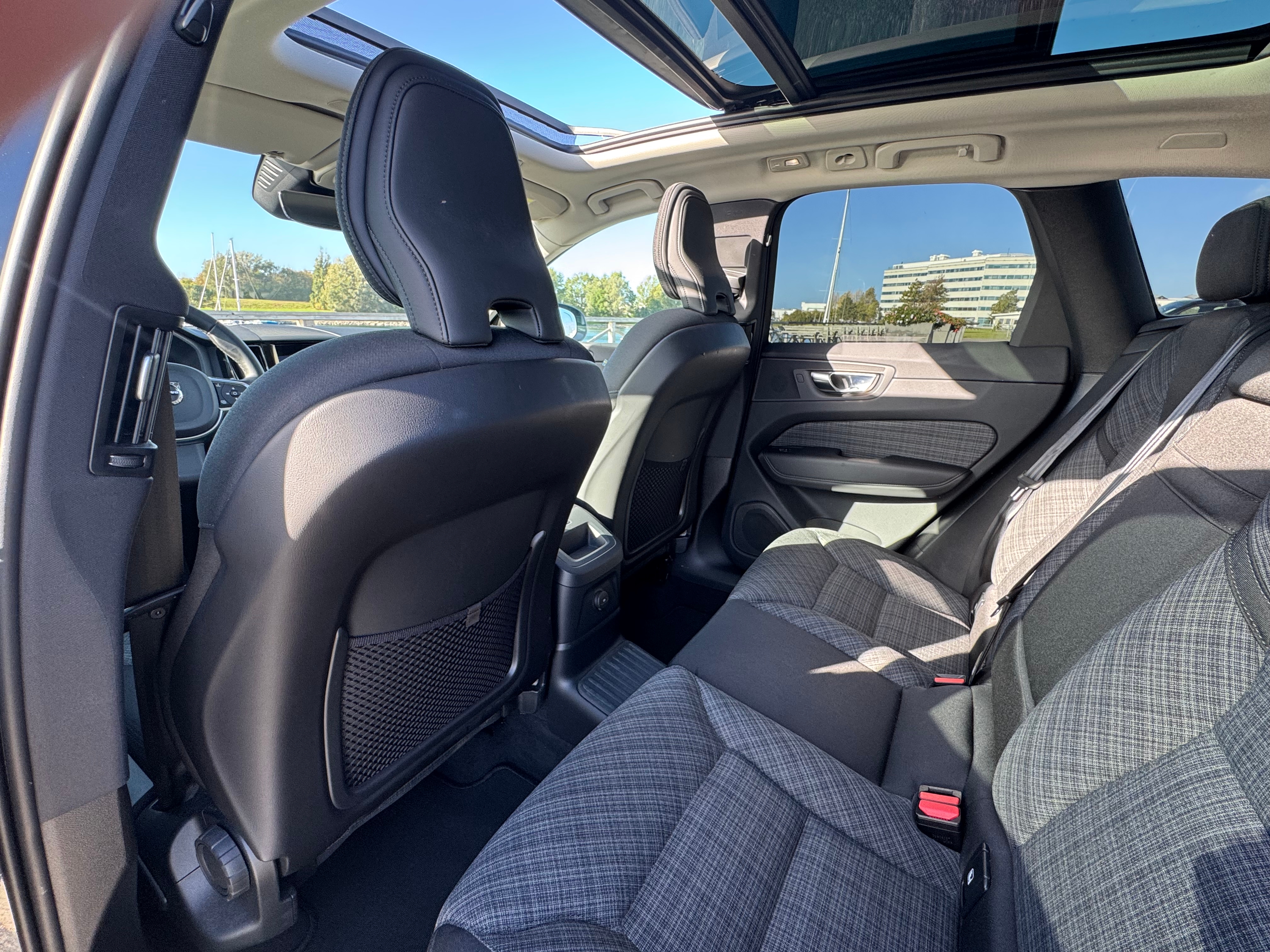 Volvo XC60 2025, bild 6/8