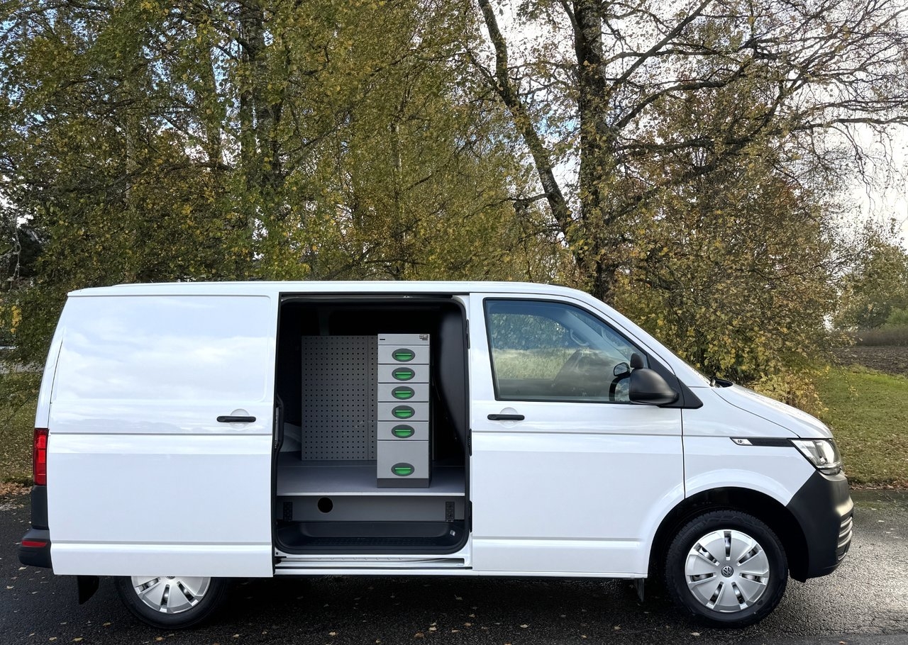 Volkswagen Transporter 2.0 TDI 2022, photo 3/10