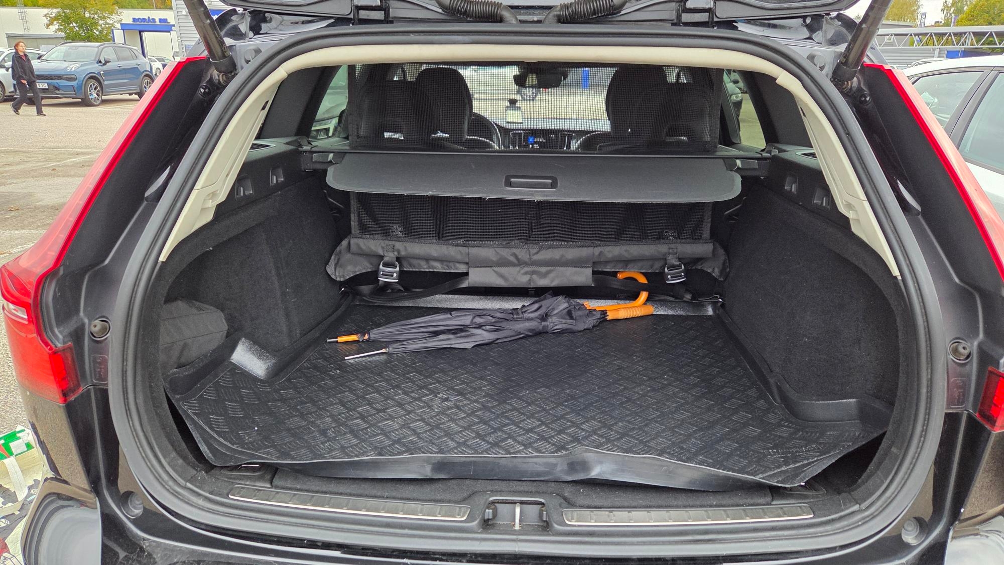 Volvo V60 Cross Country D4 2020, bild 3/6