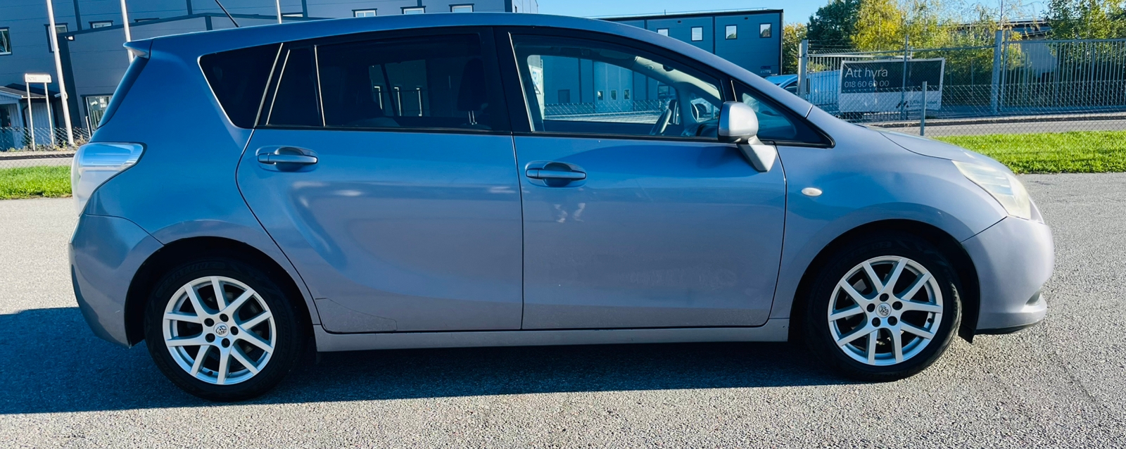 Toyota Verso 1.8 2010, bild 3/8