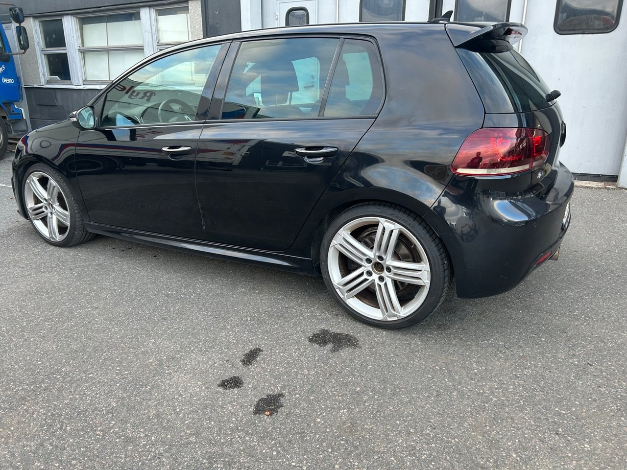 Volkswagen Golf 2.0 TSI DSG 4Motion R 2011, bild 4/8