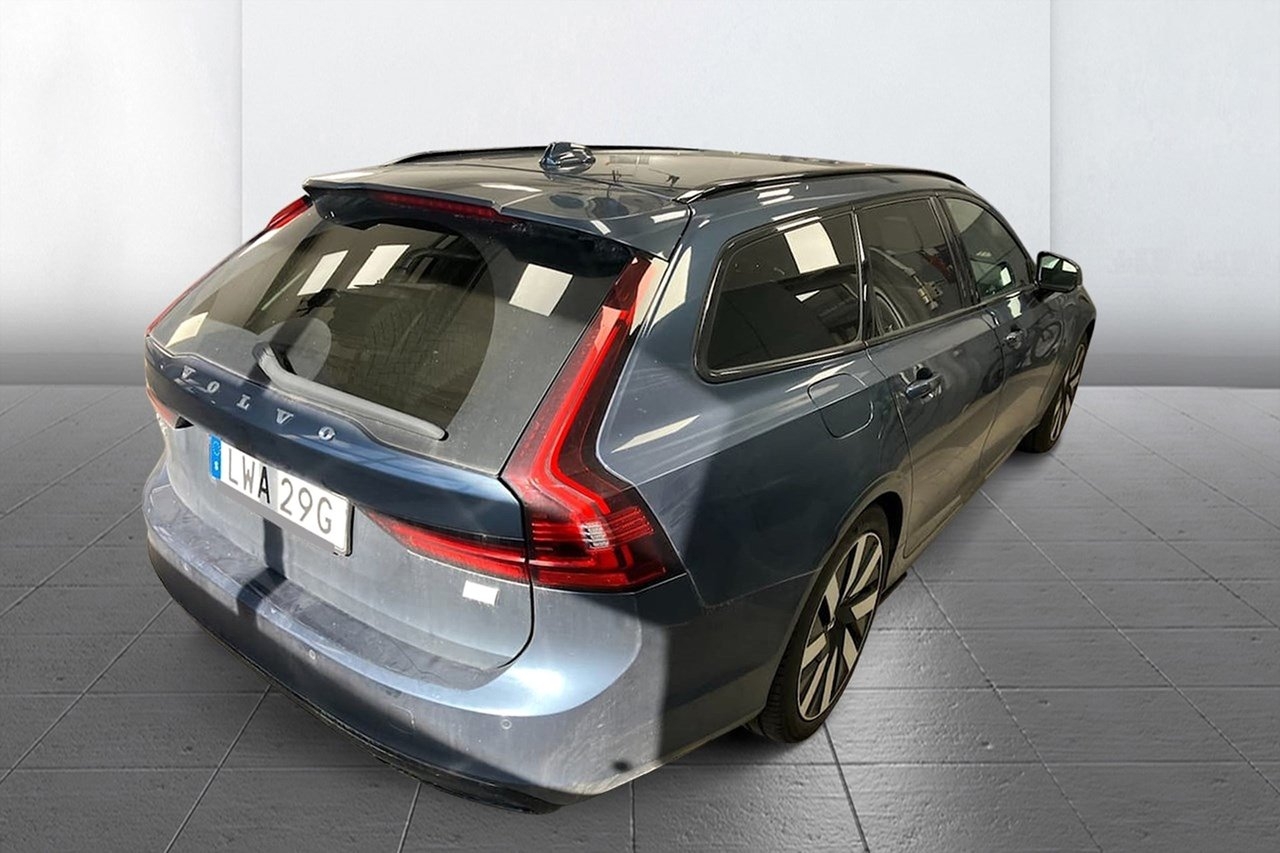 Volvo V90 T6 Plus Dark 2024, bild 4/7