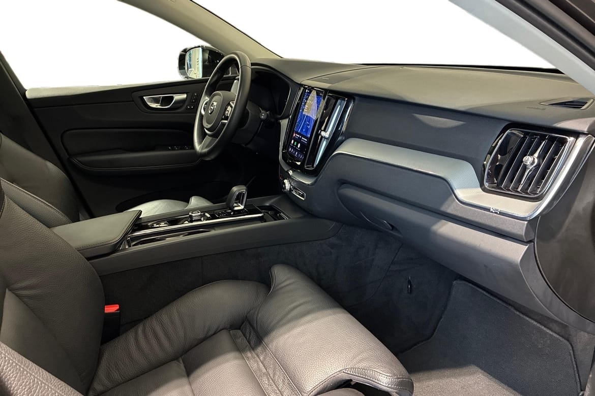 Volvo XC60 T6 Plus Dark 2025, bild 7/10