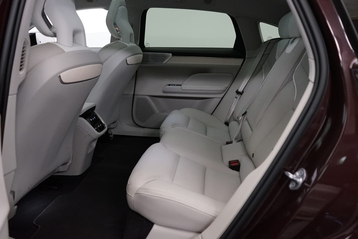Volvo ES90 2026, bild 7/10