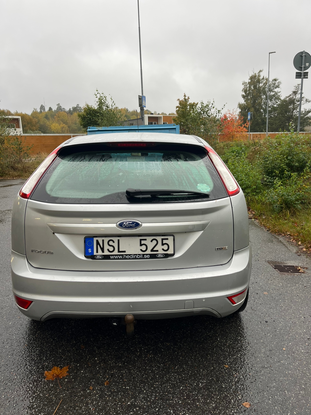Ford Focus 5-dörrars 1.6 TDCi Manuell 2010, bild 4/10