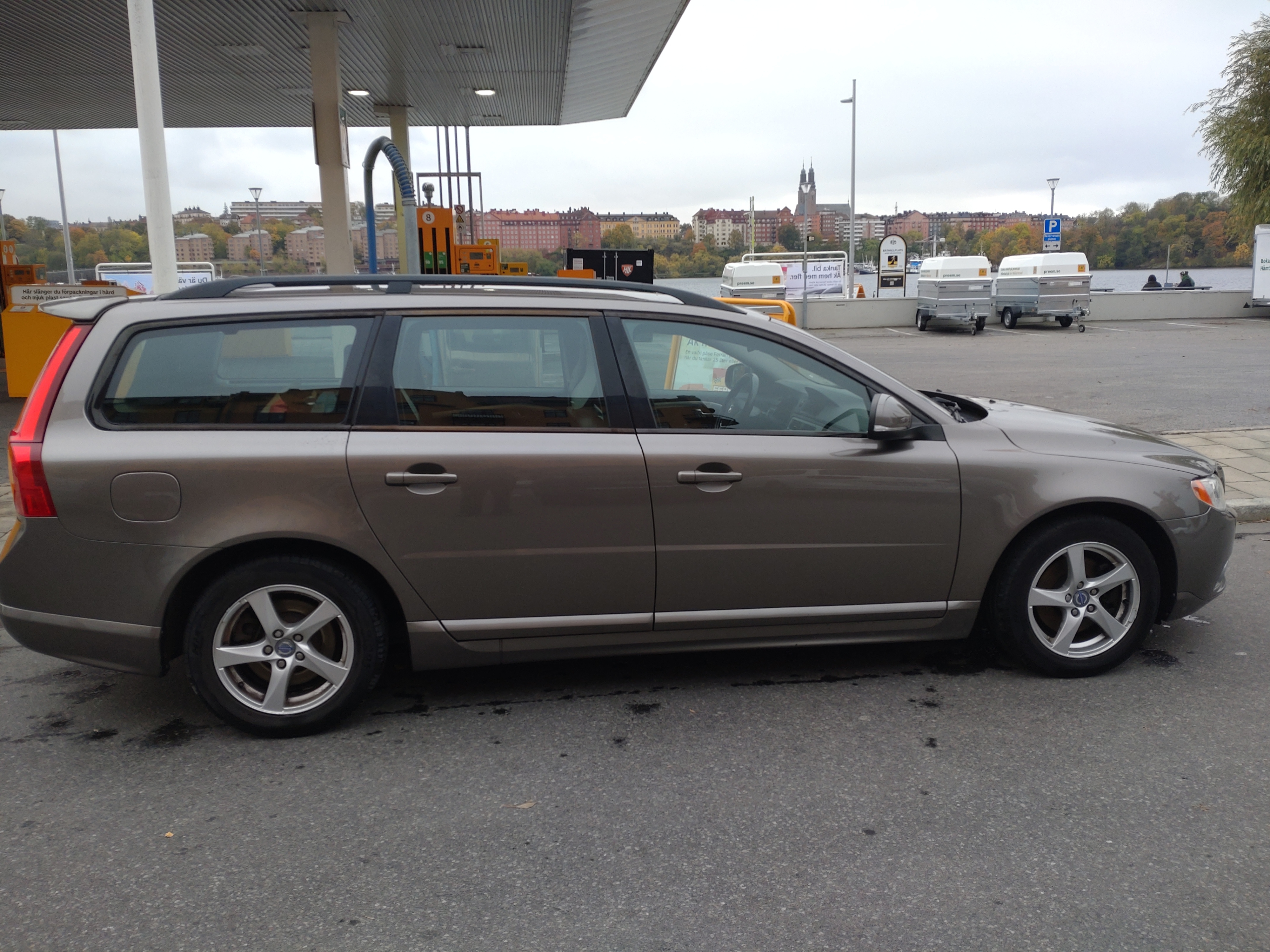 Volvo V70 T4